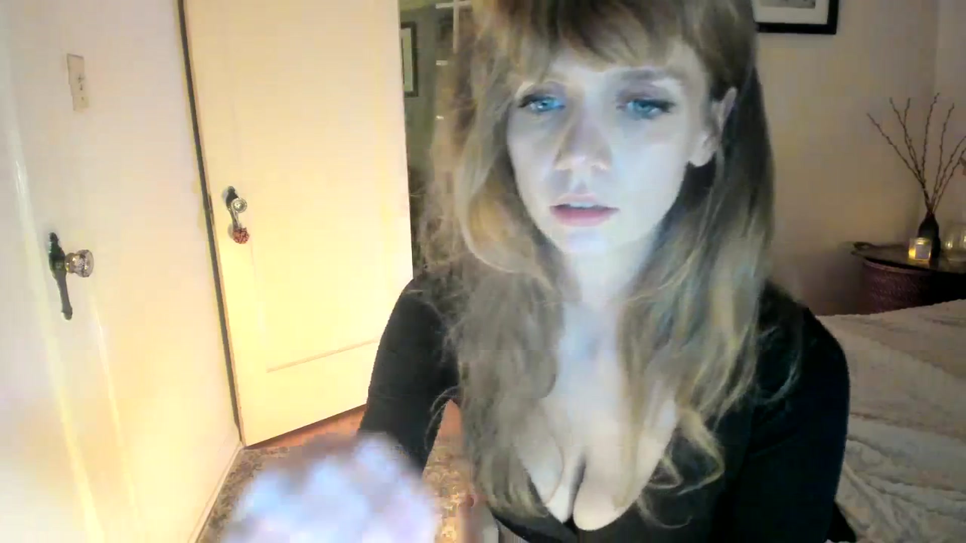 Gallery image thumbnail from muffinmoon's myfreecams stream on, 10/05/2023, 06:42 image 14 of 20