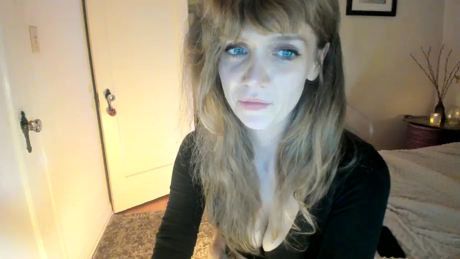 Gallery image thumbnail from muffinmoon's myfreecams stream on, 10/05/2023, 06:42 image 12 of 20