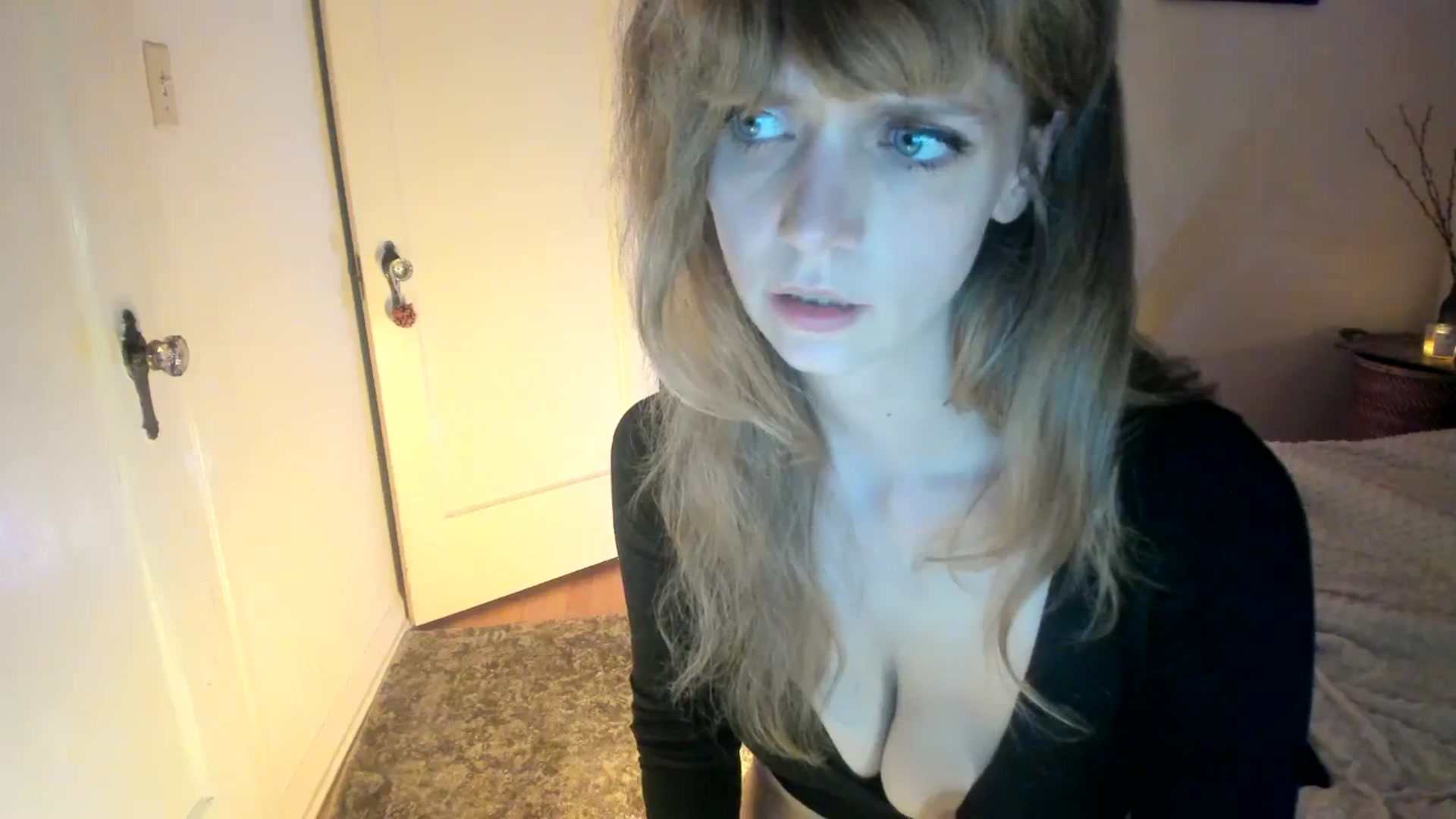 Gallery image thumbnail from muffinmoon's myfreecams stream on, 10/05/2023, 06:42 image 19 of 20
