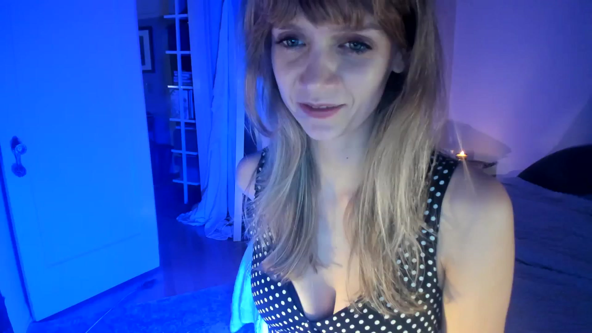Gallery image thumbnail from muffinmoon's myfreecams stream on, 10/22/2023, 06:58 image 1 of 20
