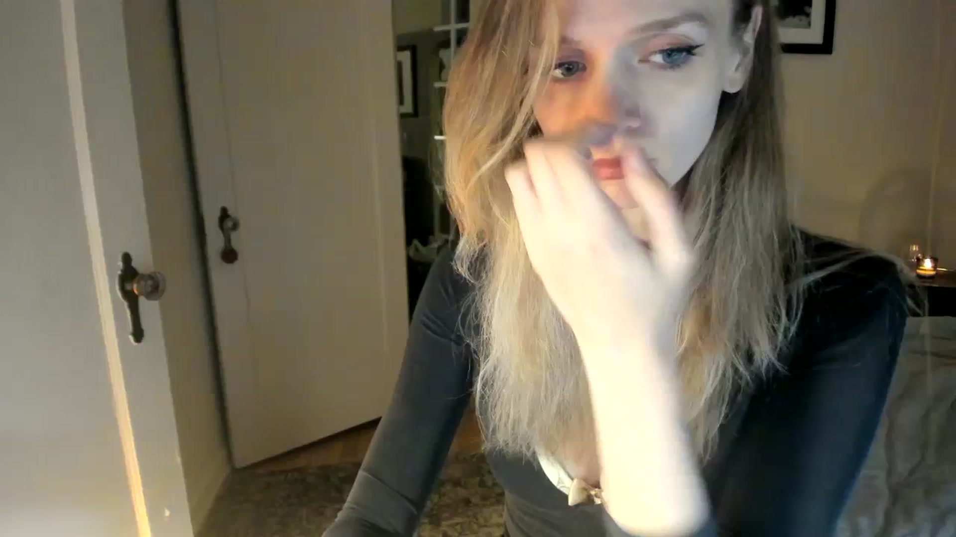 Gallery image thumbnail from muffinmoon's myfreecams stream on, 10/30/2023, 04:53 image 1 of 20