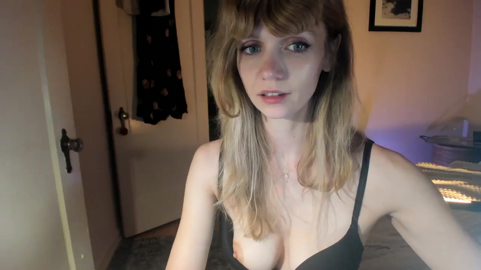 Gallery image thumbnail from muffinmoon's myfreecams stream on, 11/01/2023, 06:58 image 11 of 20
