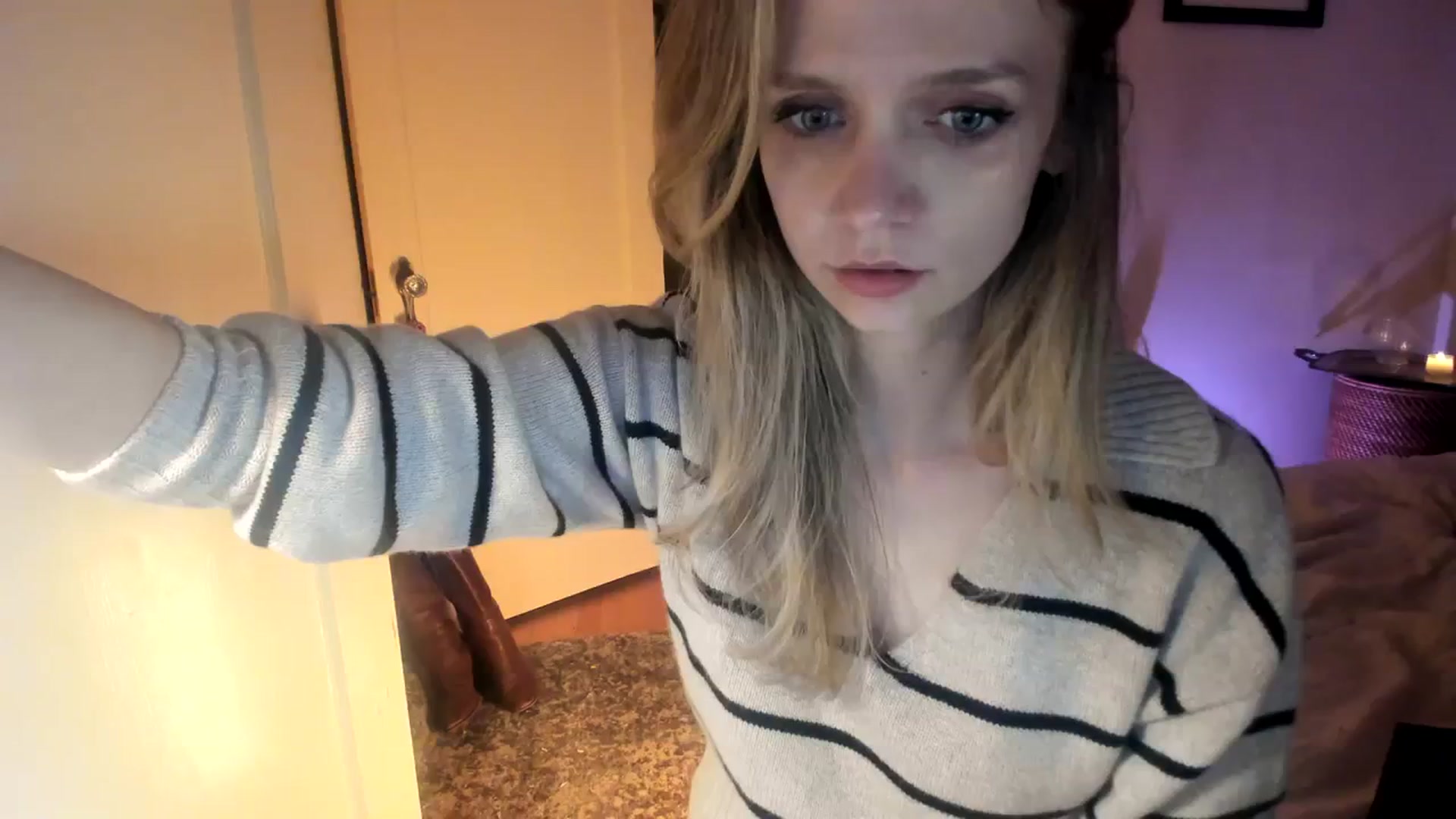 Gallery image thumbnail from muffinmoon's myfreecams stream on, 11/09/2023, 08:15 image 2 of 20
