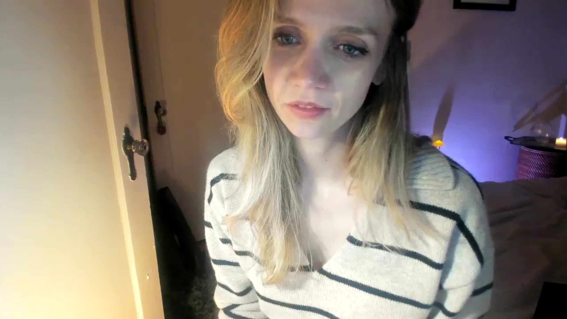 Gallery image thumbnail from muffinmoon's myfreecams stream on, 11/09/2023, 08:15 image 3 of 20