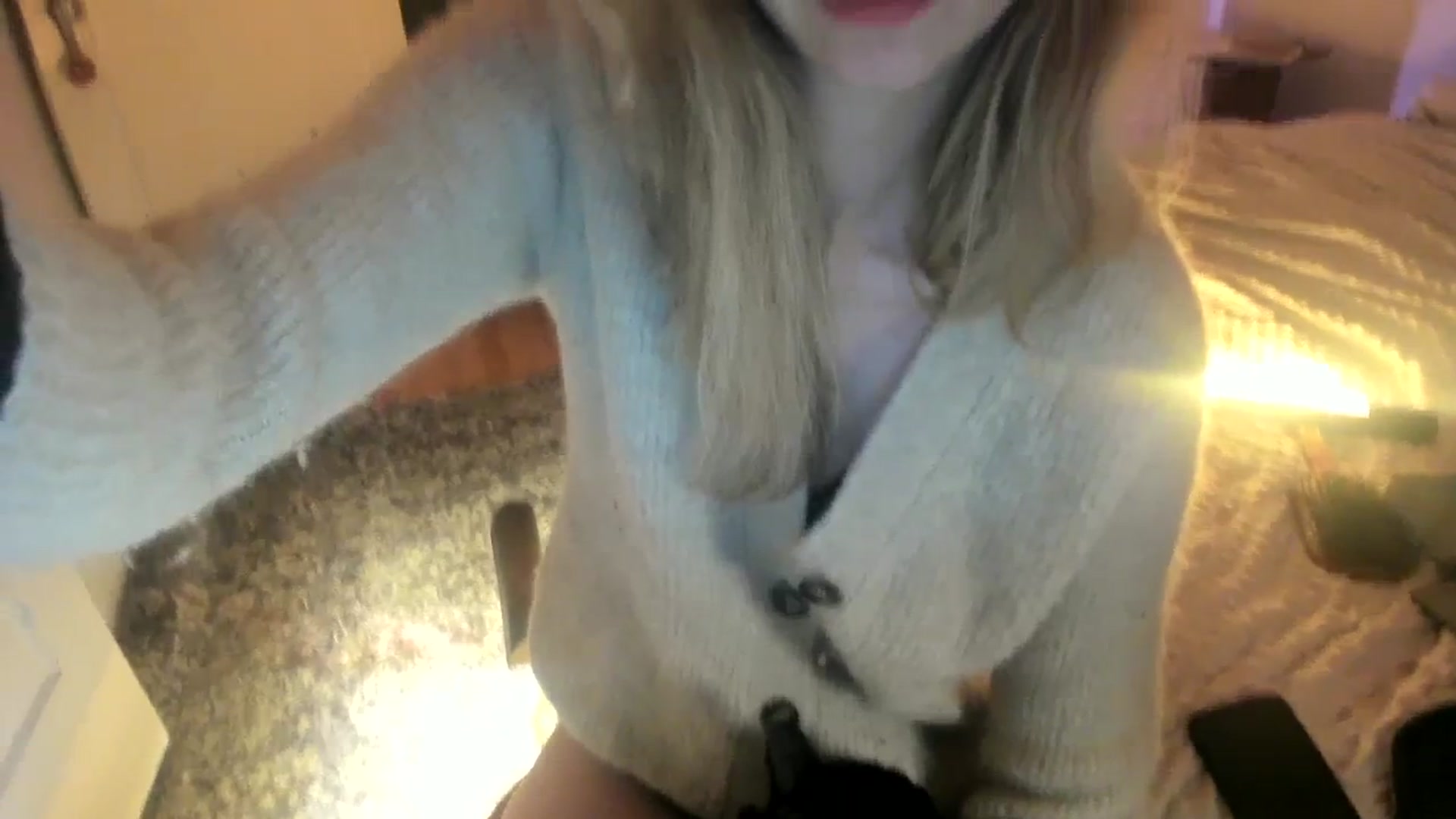 Gallery image thumbnail from muffinmoon's myfreecams stream on, 11/11/2023, 08:38 image 18 of 20
