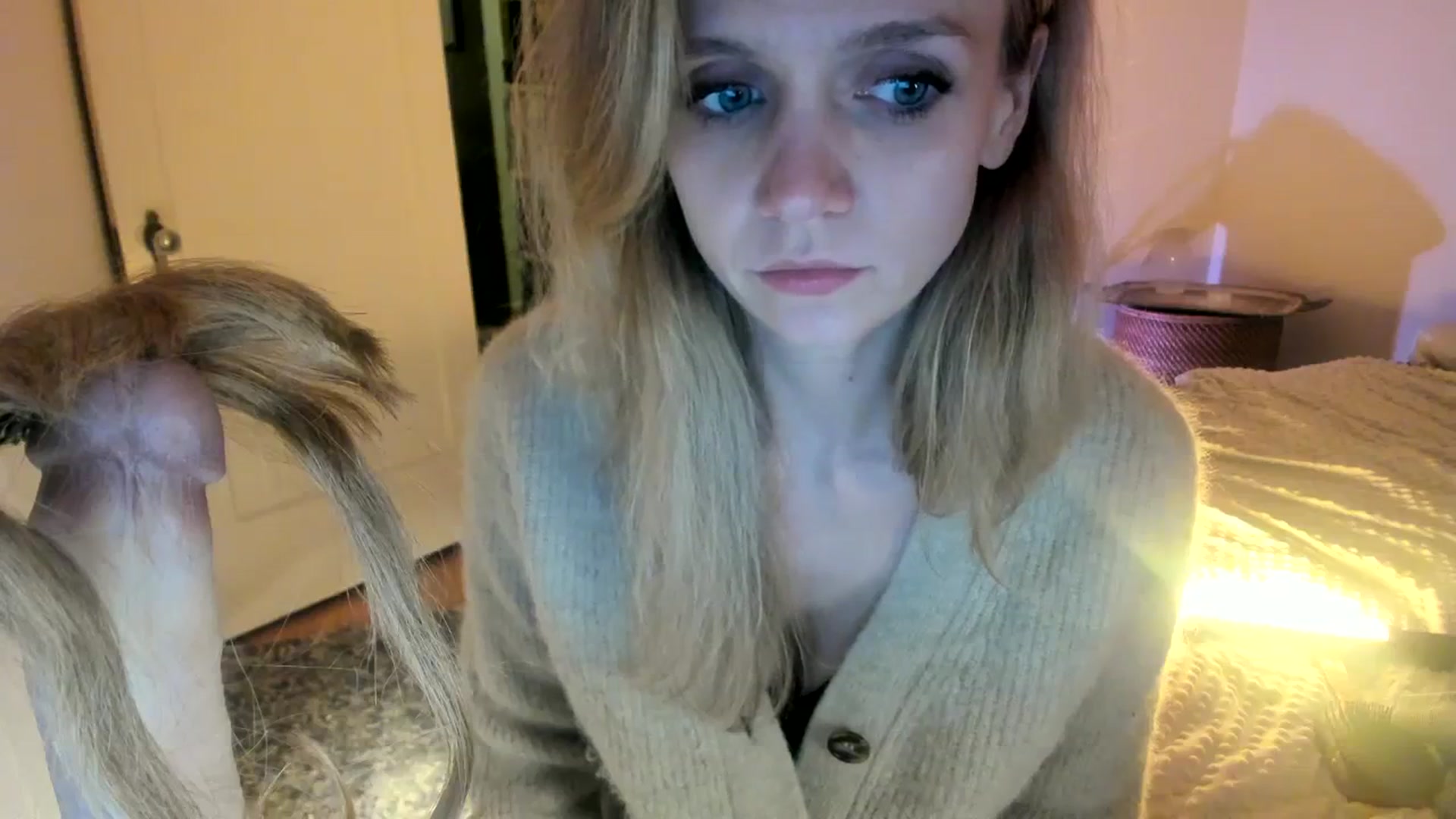 Gallery image thumbnail from muffinmoon's myfreecams stream on, 11/11/2023, 08:38 image 14 of 20