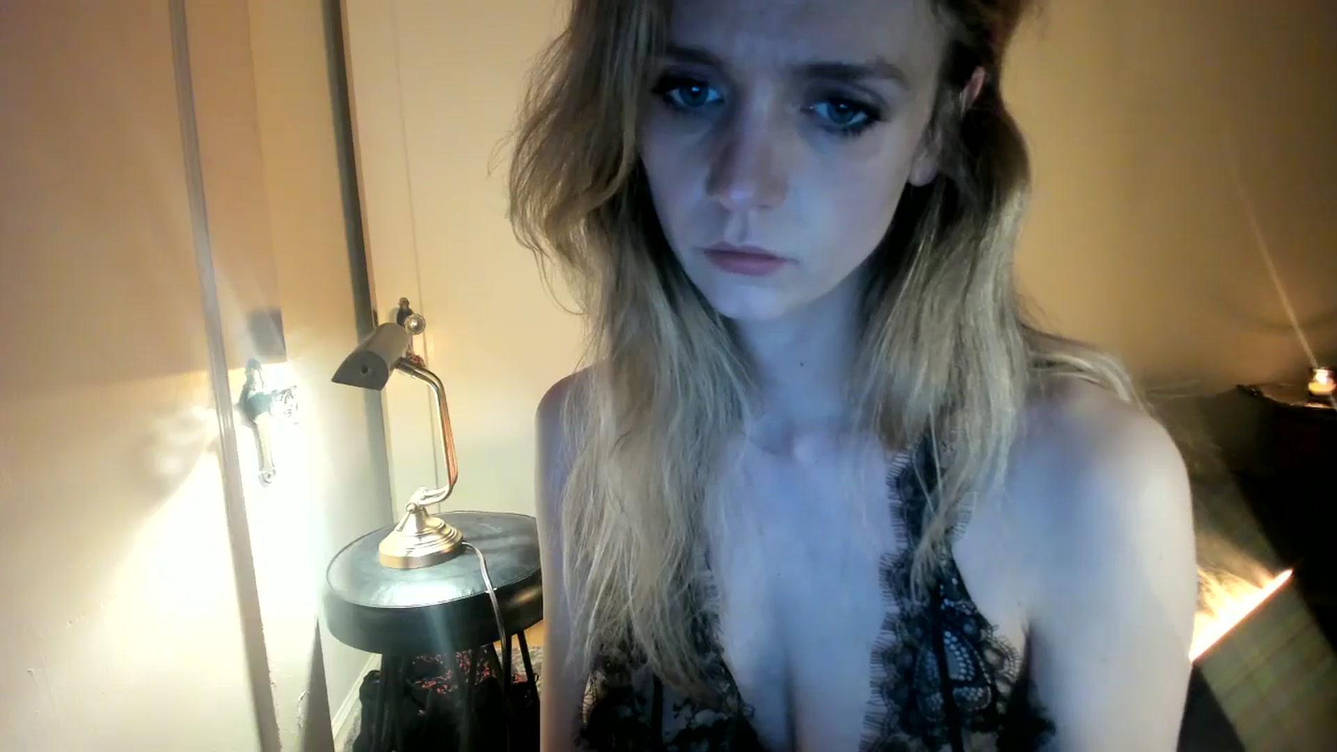 Gallery image thumbnail from muffinmoon's myfreecams stream on, 02/05/2024, 07:58 image 6 of 20