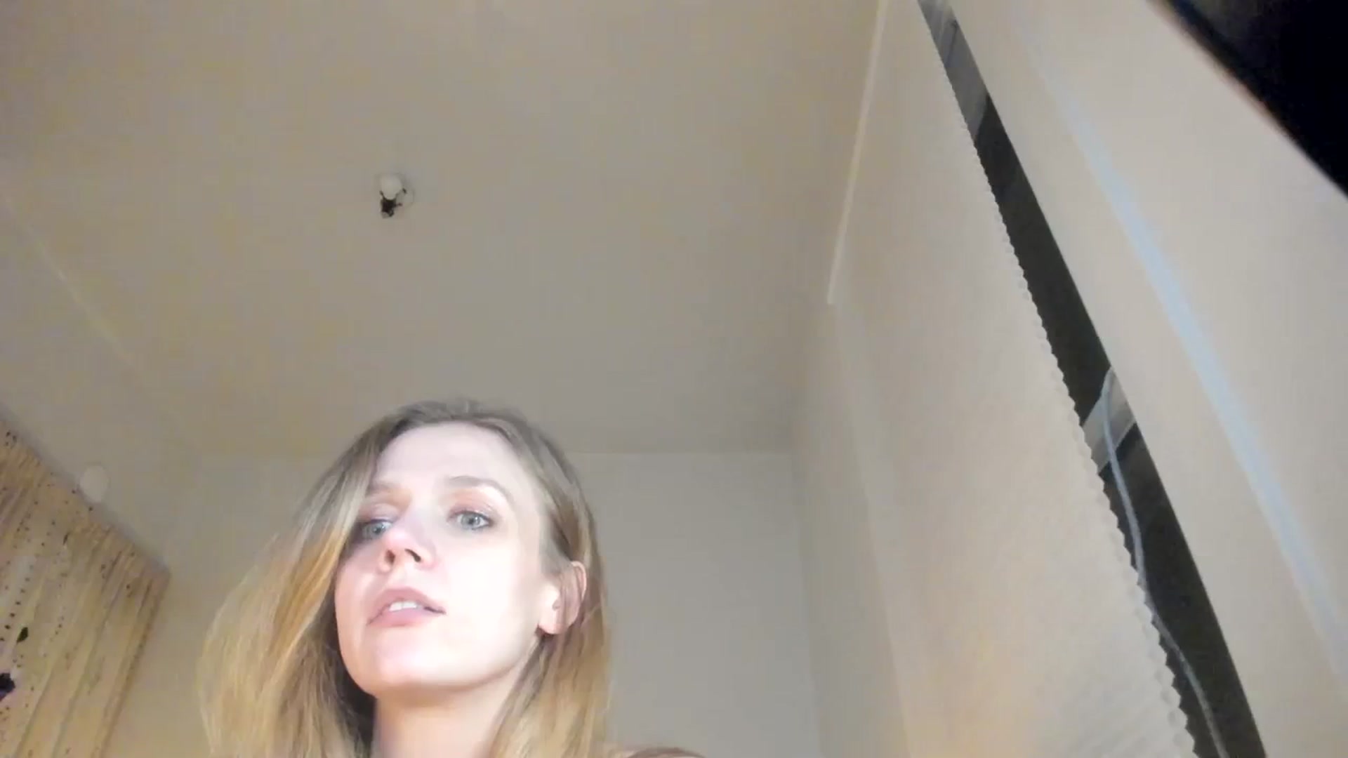 Gallery image thumbnail from muffinmoon's myfreecams stream on, 04/09/2024, 06:50 image 20 of 20