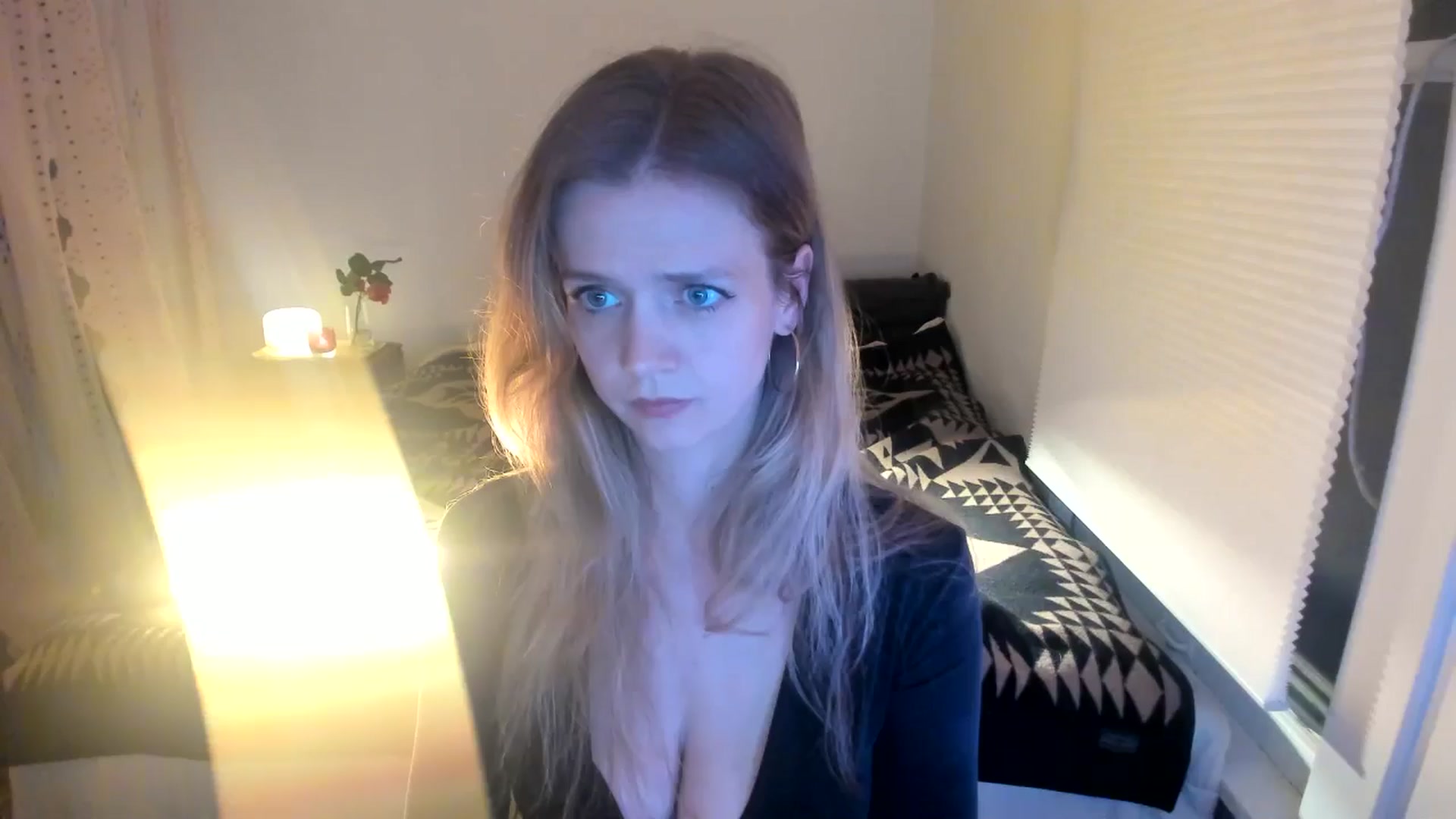 Gallery image thumbnail from muffinmoon's myfreecams stream on, 05/20/2024, 05:29 image 13 of 20