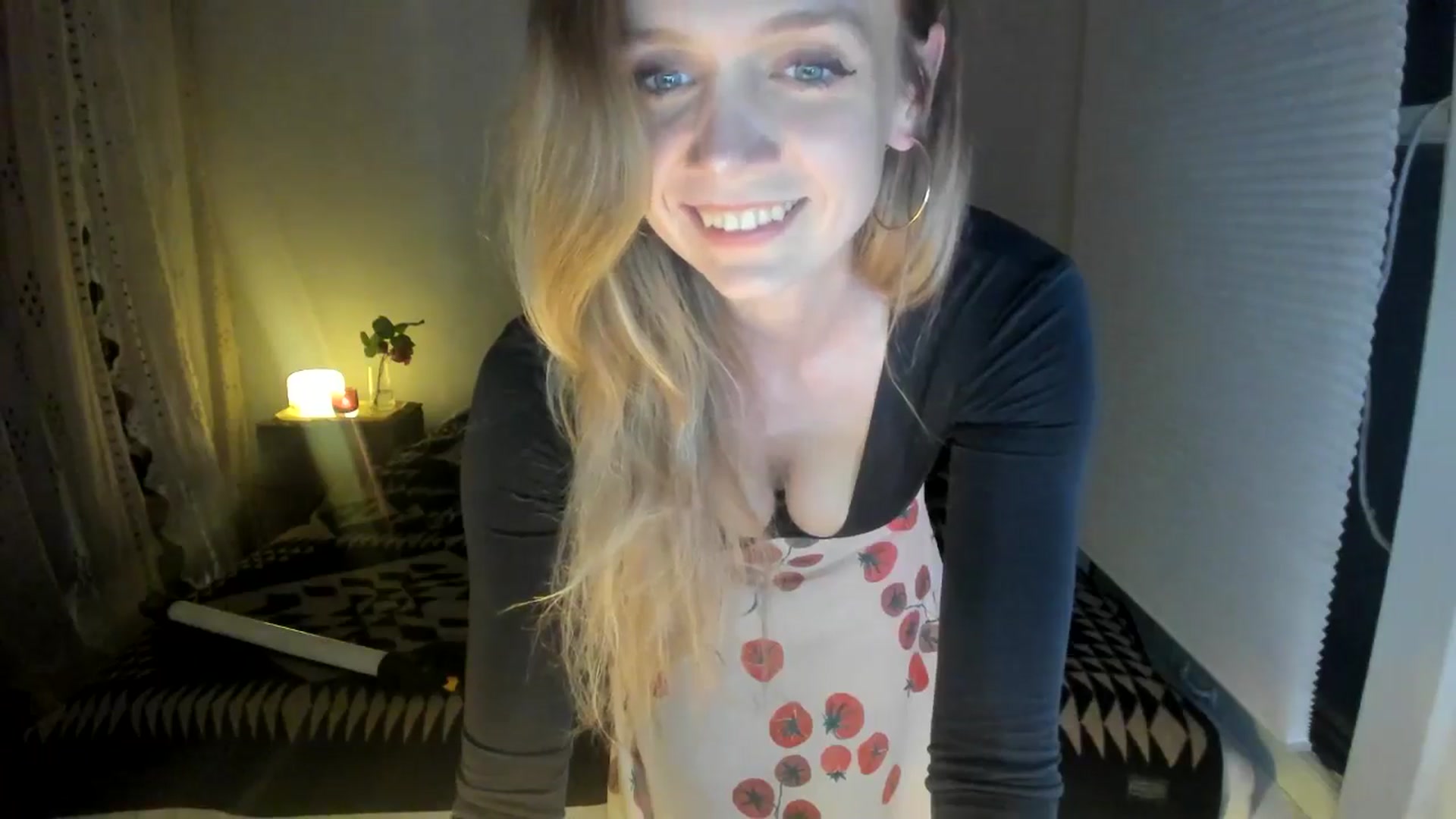 Gallery image thumbnail from muffinmoon's myfreecams stream on, 05/20/2024, 05:29 image 16 of 20