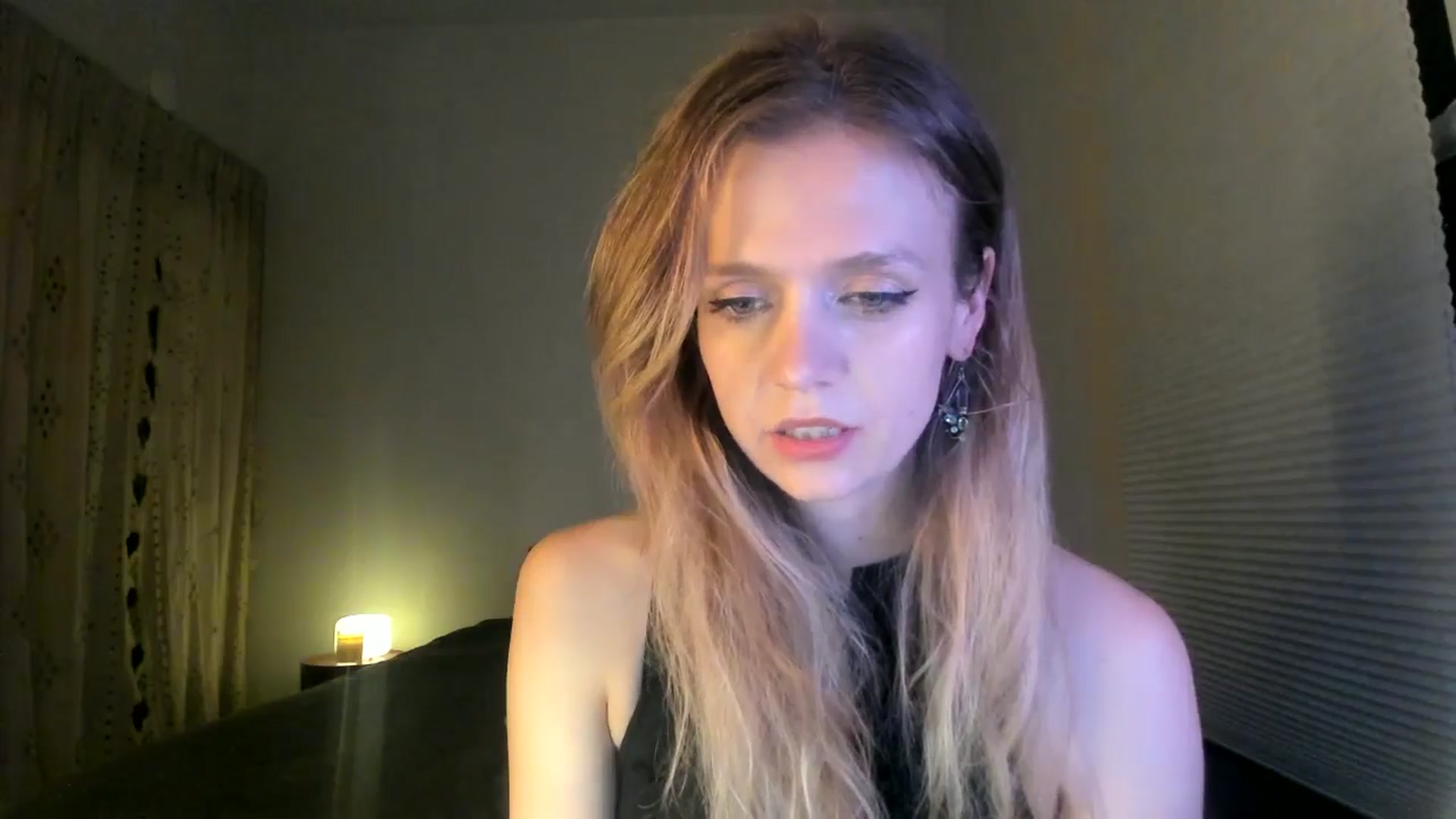 Gallery image thumbnail from muffinmoon's myfreecams stream on, 07/07/2024, 05:14 image 11 of 20