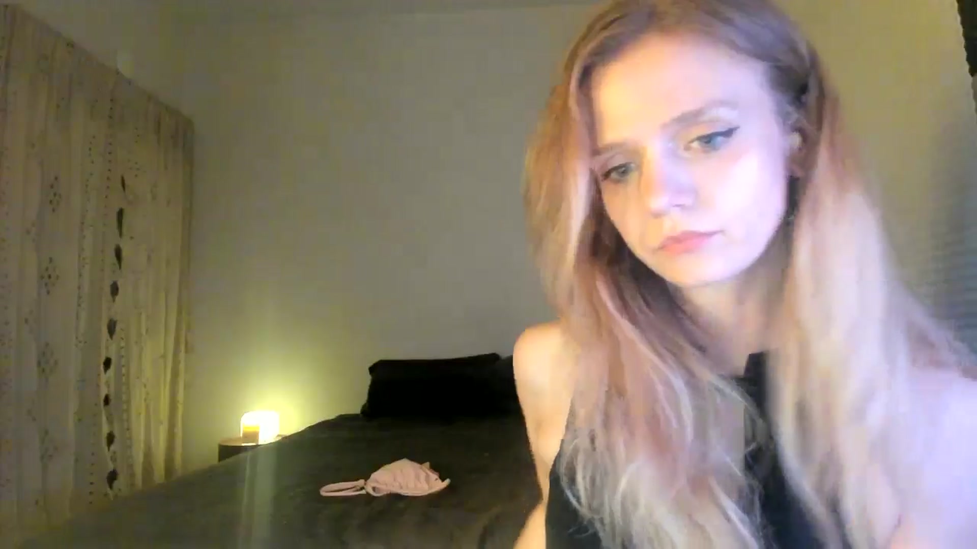 Gallery image thumbnail from muffinmoon's myfreecams stream on, 07/07/2024, 05:14 image 15 of 20