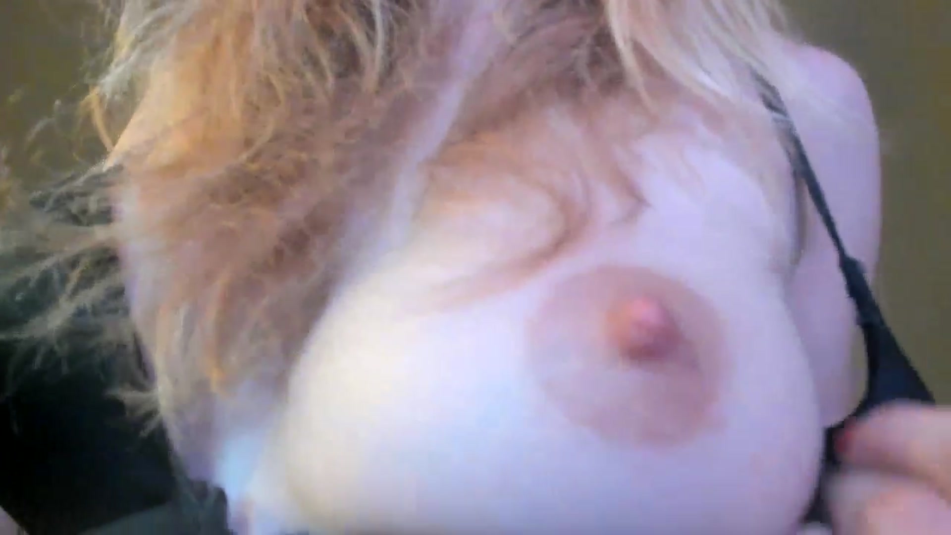 Gallery image thumbnail from muffinmoon's myfreecams stream on, 07/07/2024, 07:11 image 10 of 20