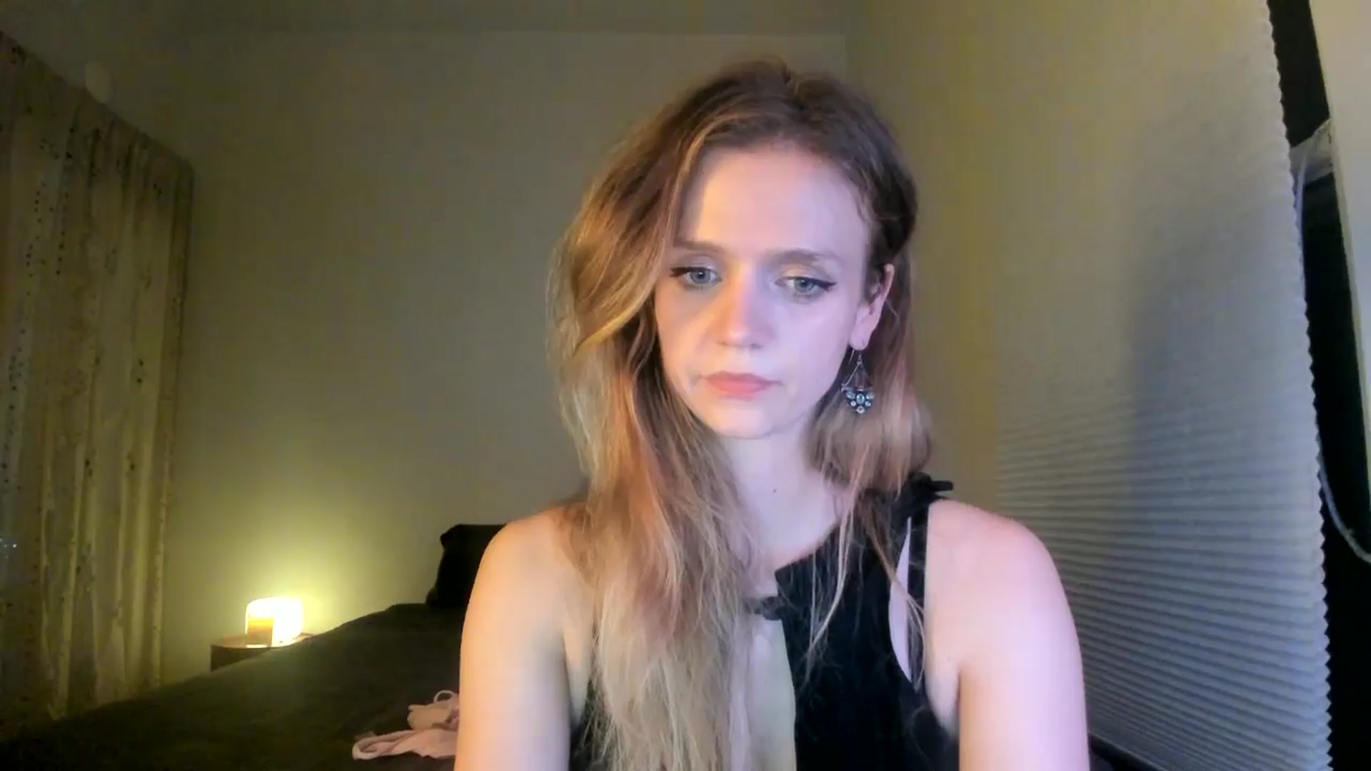Gallery image thumbnail from muffinmoon's myfreecams stream on, 07/07/2024, 07:11 image 9 of 20