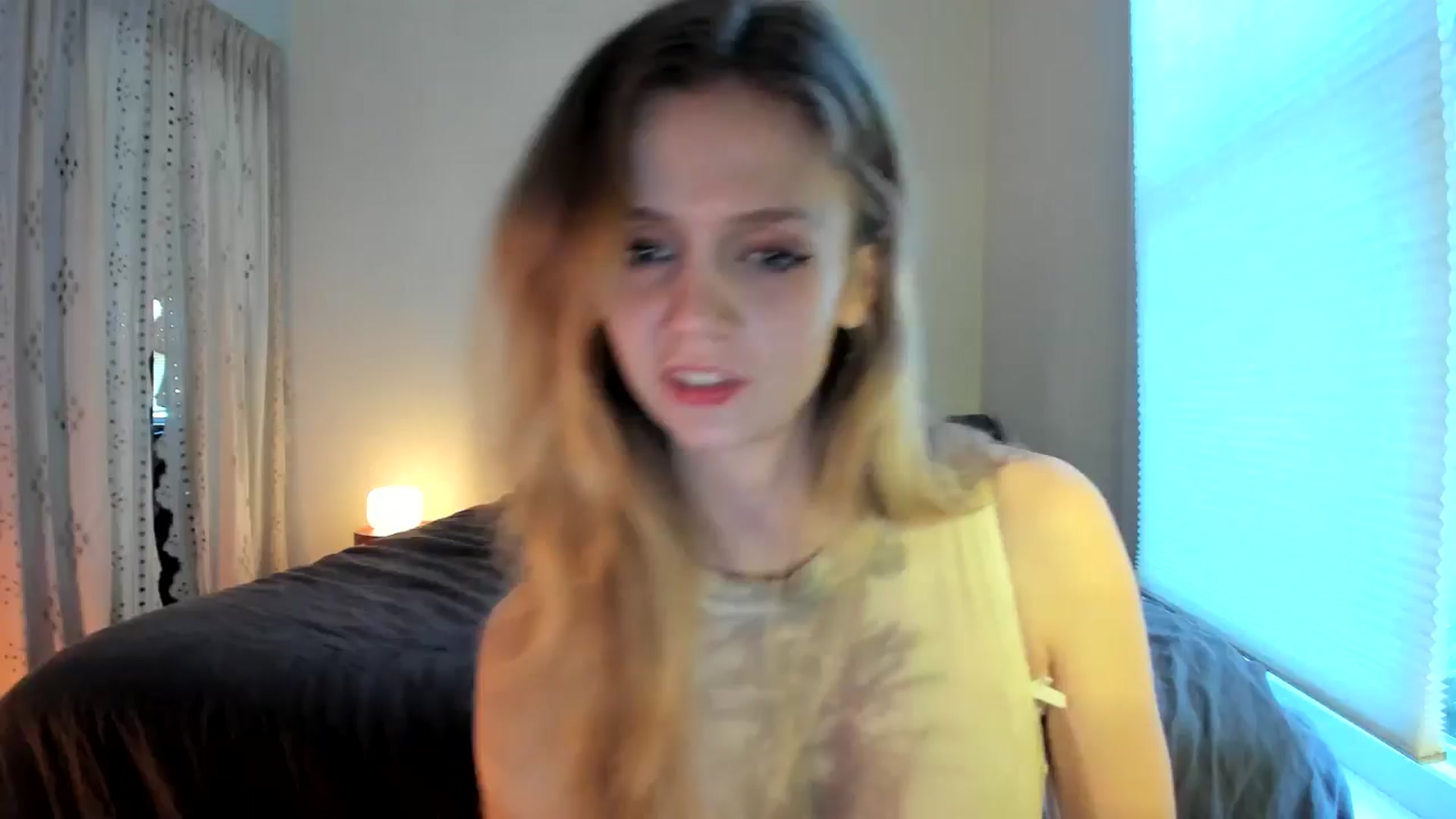Gallery image thumbnail from muffinmoon's myfreecams stream on, 07/17/2024, 03:50 image 1 of 20