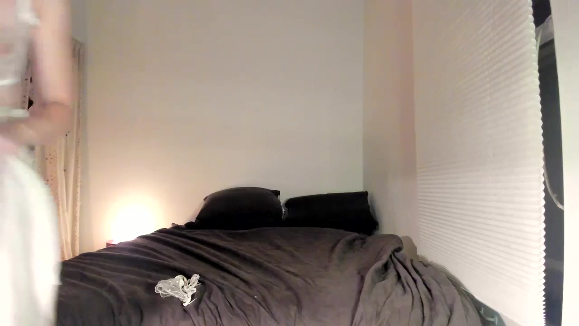 Gallery image thumbnail from muffinmoon's myfreecams stream on, 07/17/2024, 06:32 image 20 of 20