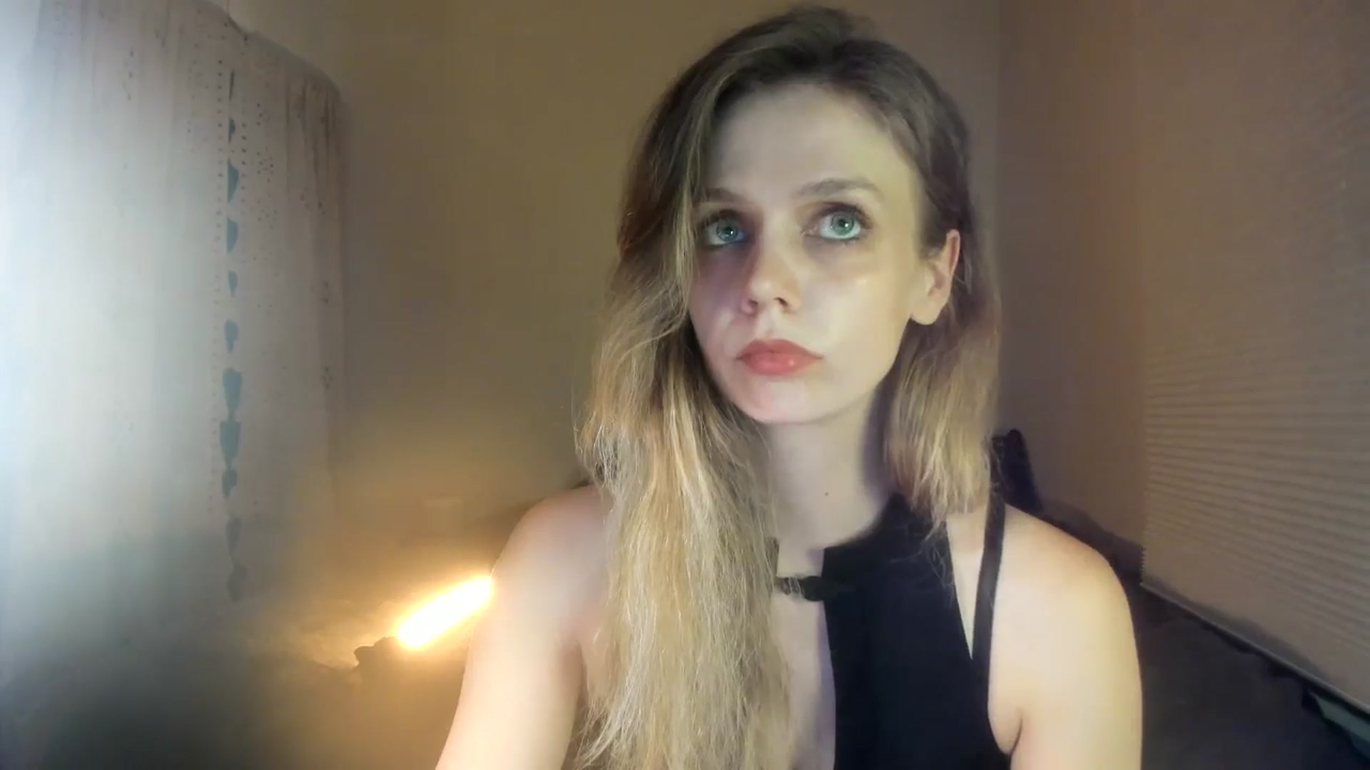 Gallery image thumbnail from muffinmoon's myfreecams stream on, 07/18/2024, 05:39 image 8 of 20