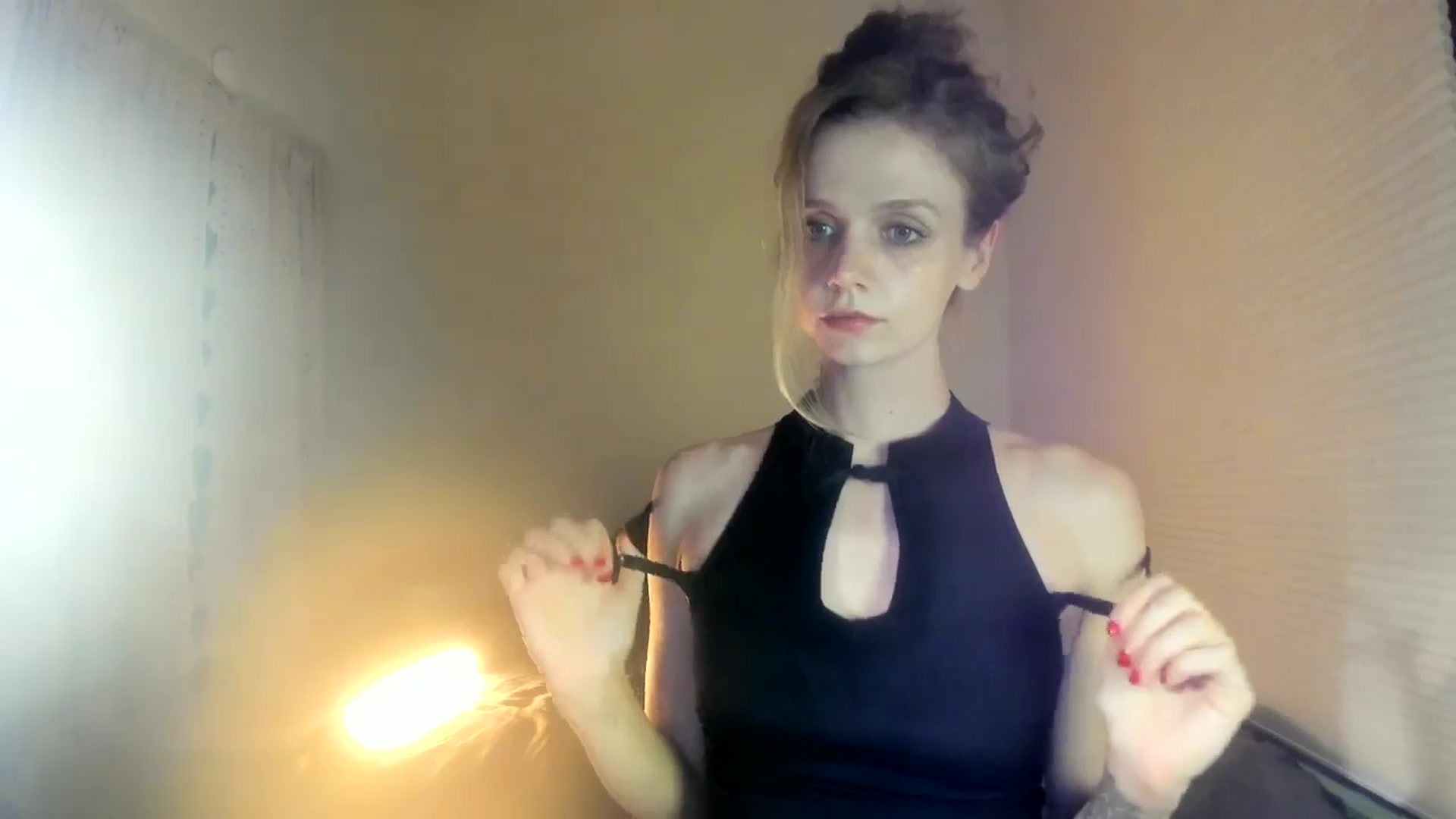 Gallery image thumbnail from muffinmoon's myfreecams stream on, 07/18/2024, 05:39 image 16 of 20