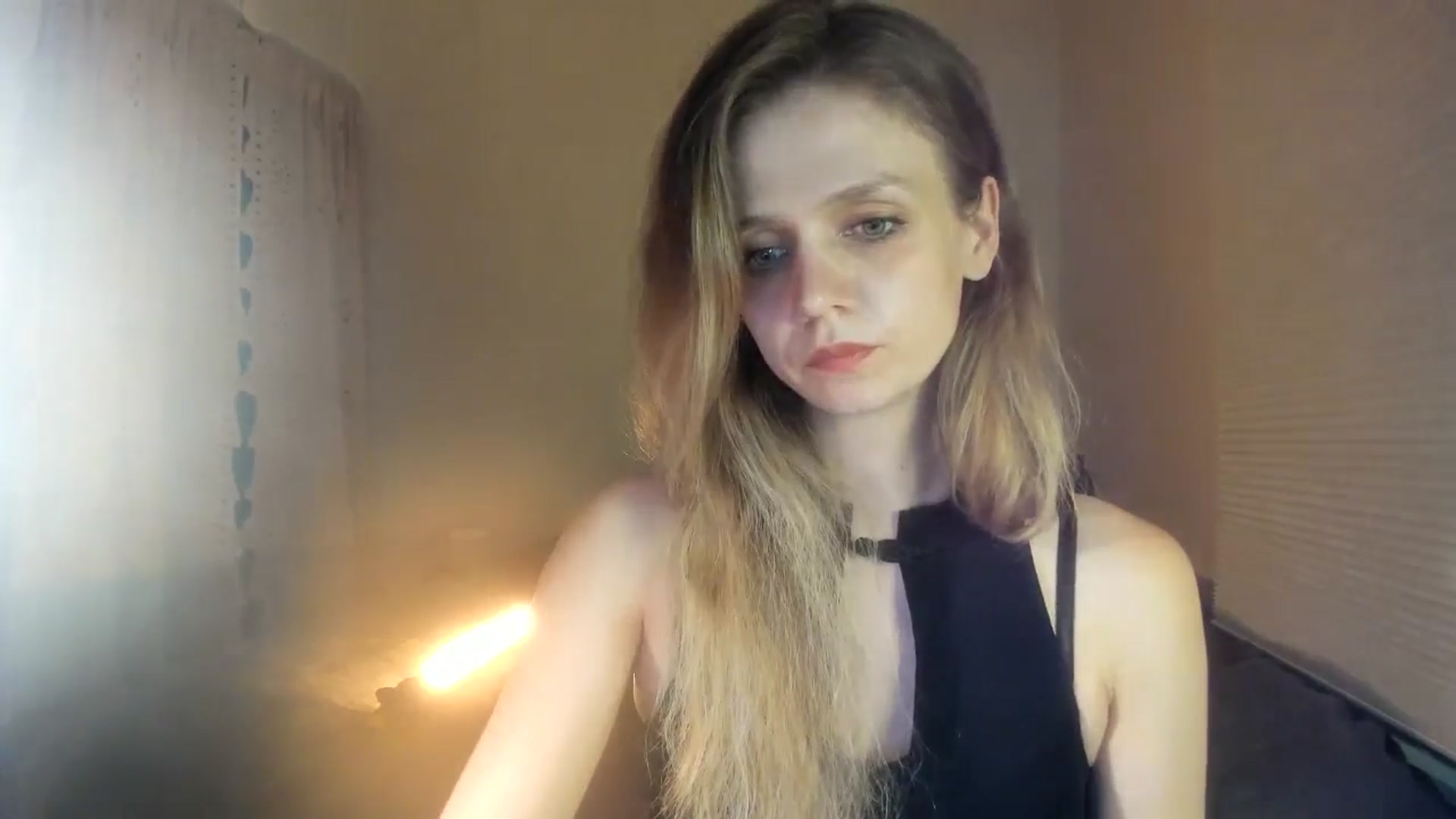 Gallery image thumbnail from muffinmoon's myfreecams stream on, 07/18/2024, 05:39 image 13 of 20