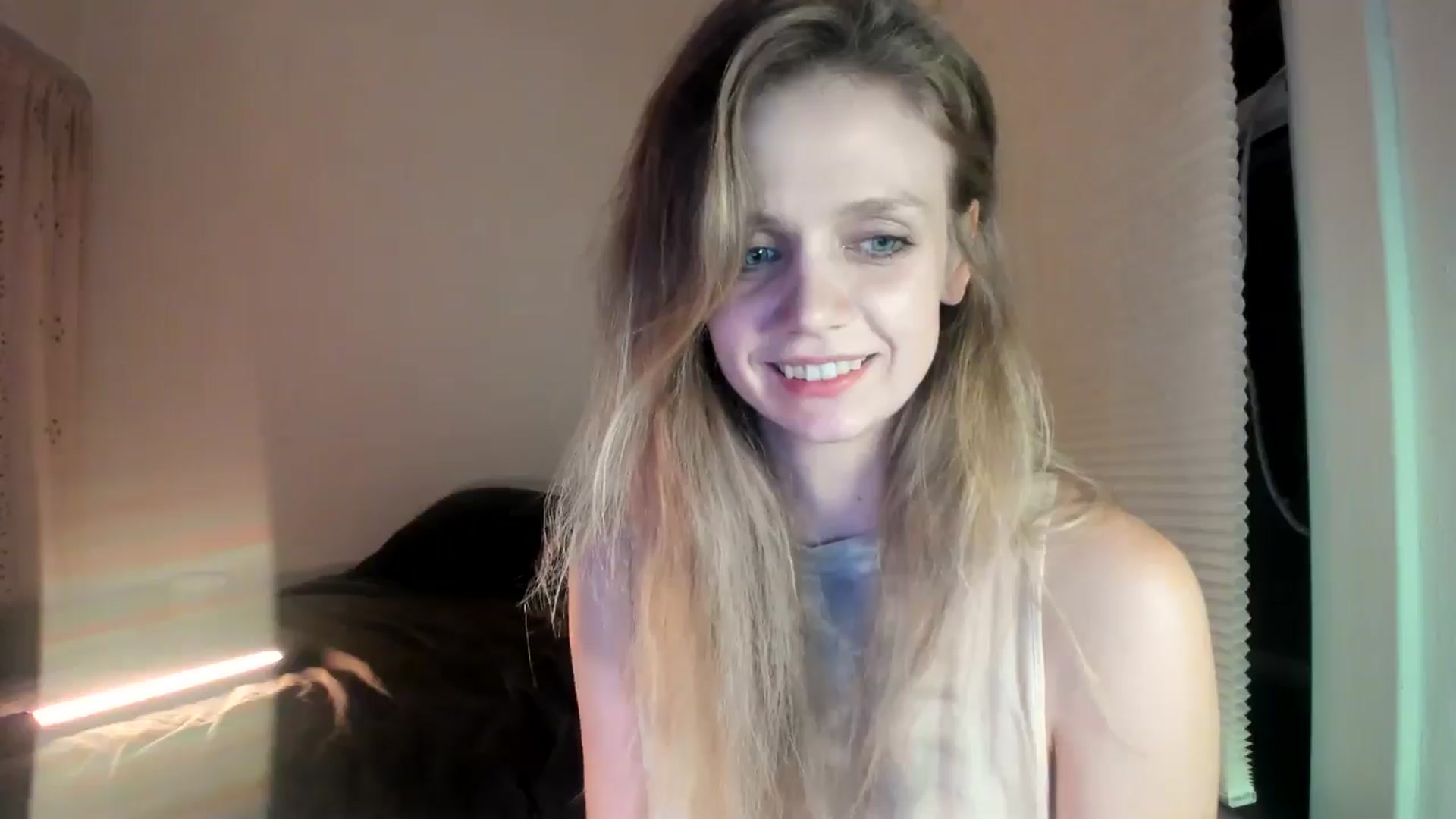 Gallery image thumbnail from muffinmoon's myfreecams stream on, 07/18/2024, 06:57 image 15 of 20