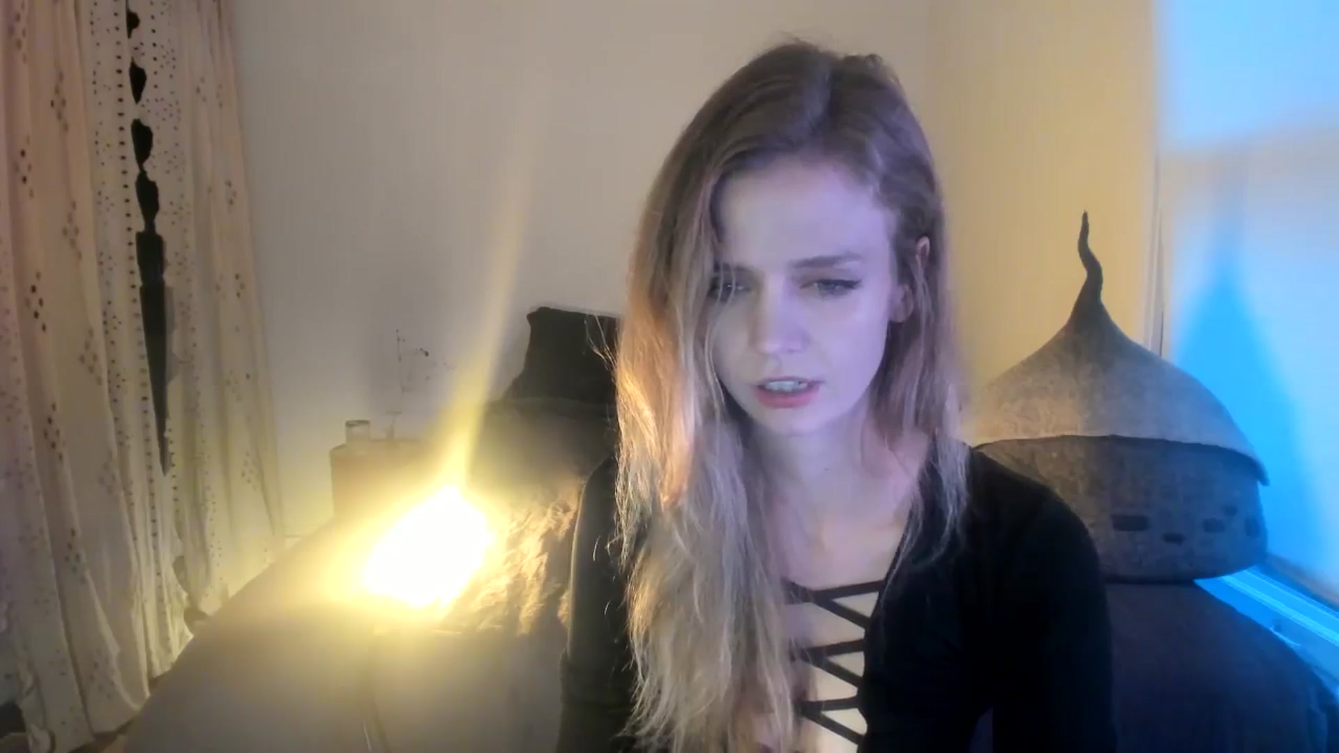 Gallery image thumbnail from muffinmoon's myfreecams stream on, 07/25/2024, 03:49 image 7 of 20