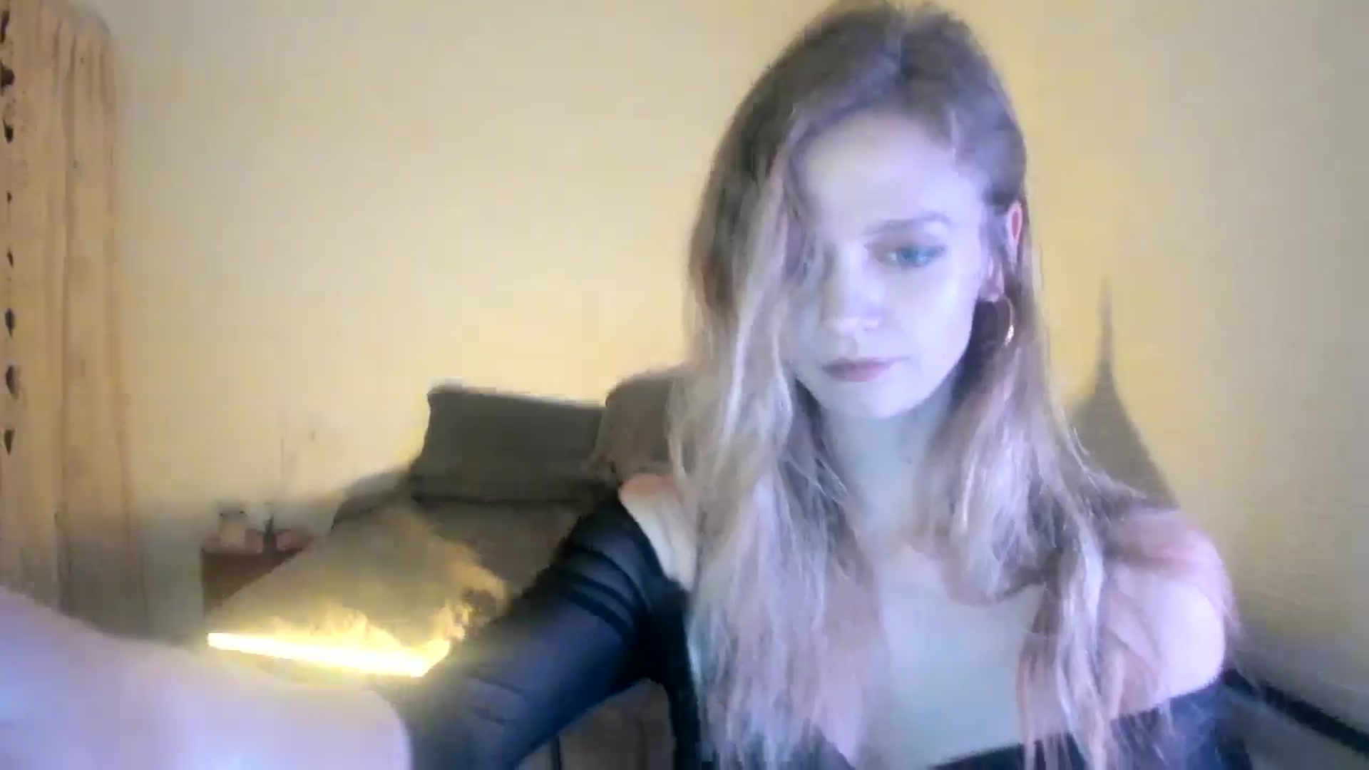 Gallery image thumbnail from muffinmoon's myfreecams stream on, 07/25/2024, 05:04 image 13 of 20