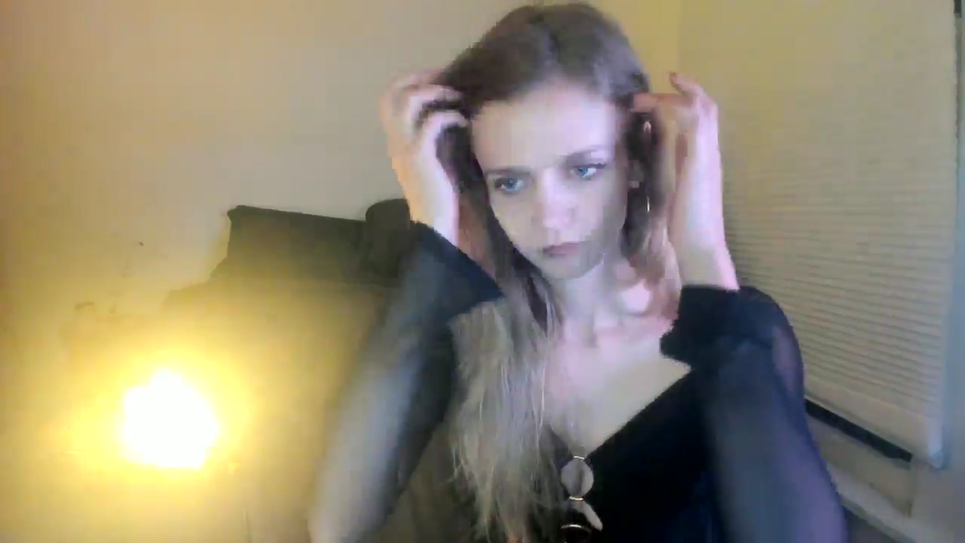 Gallery image thumbnail from muffinmoon's myfreecams stream on, 07/25/2024, 06:13 image 10 of 20
