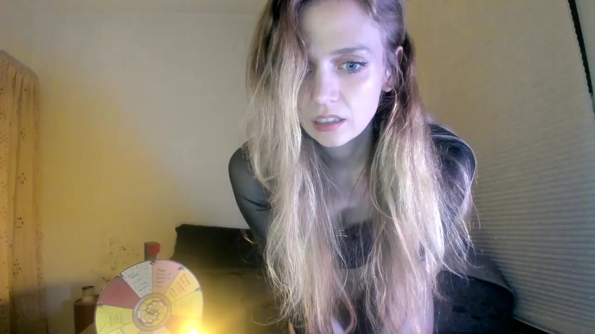 Gallery image thumbnail from muffinmoon's myfreecams stream on, 07/25/2024, 07:33 image 10 of 20