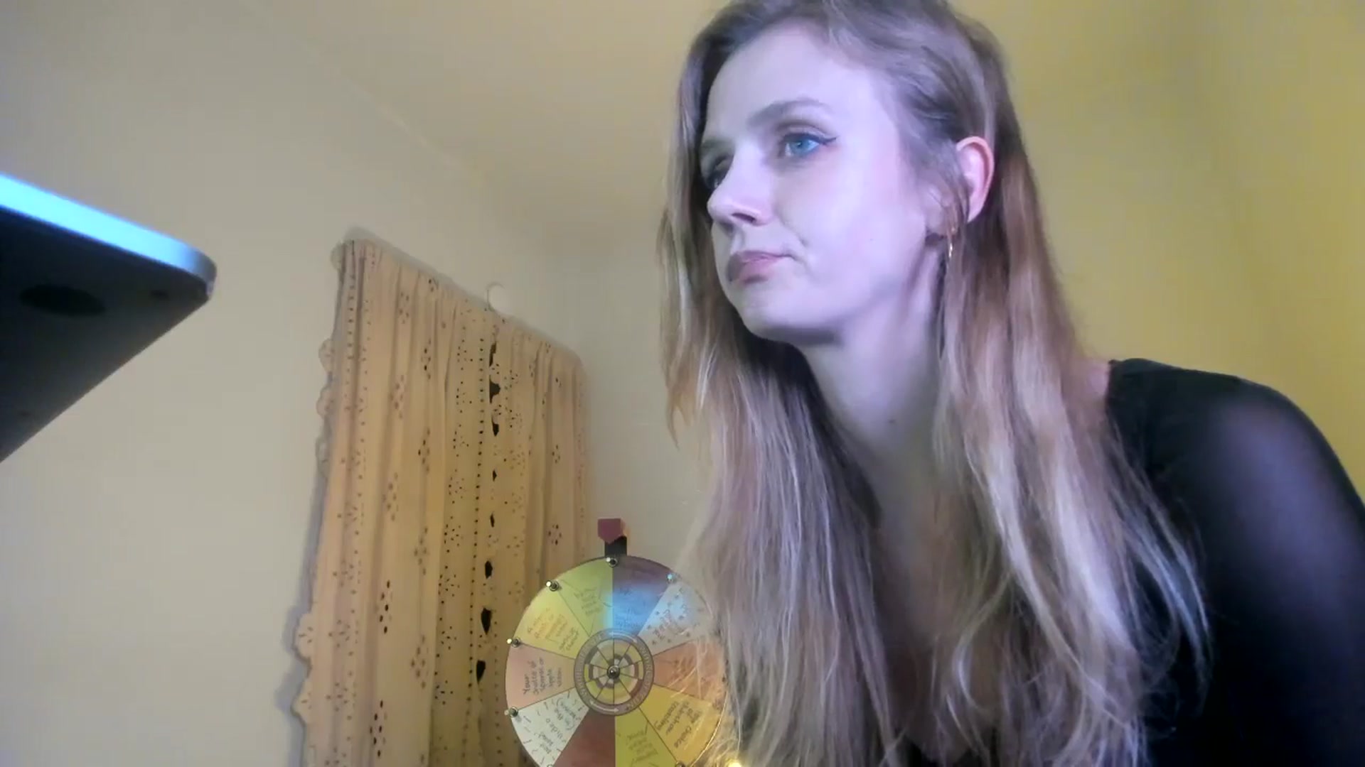 Gallery image thumbnail from muffinmoon's myfreecams stream on, 07/25/2024, 07:33 image 3 of 20