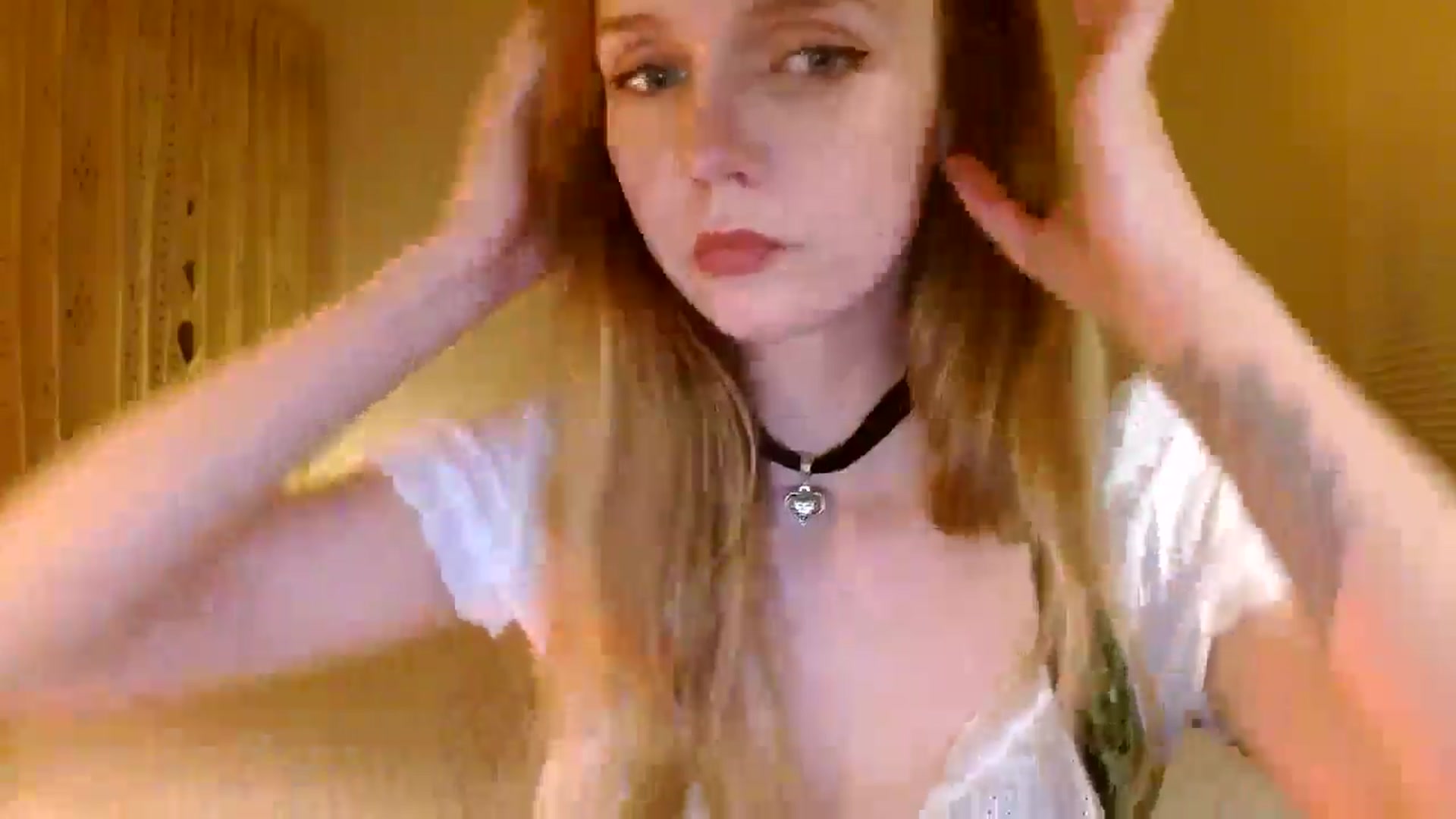 Gallery image thumbnail from muffinmoon's myfreecams stream on, 10/27/2024, 05:32 image 15 of 20
