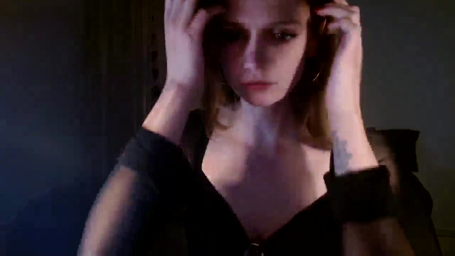 Gallery image thumbnail from muffinmoon's myfreecams stream on, 12/06/2024, 06:30 image 8 of 20