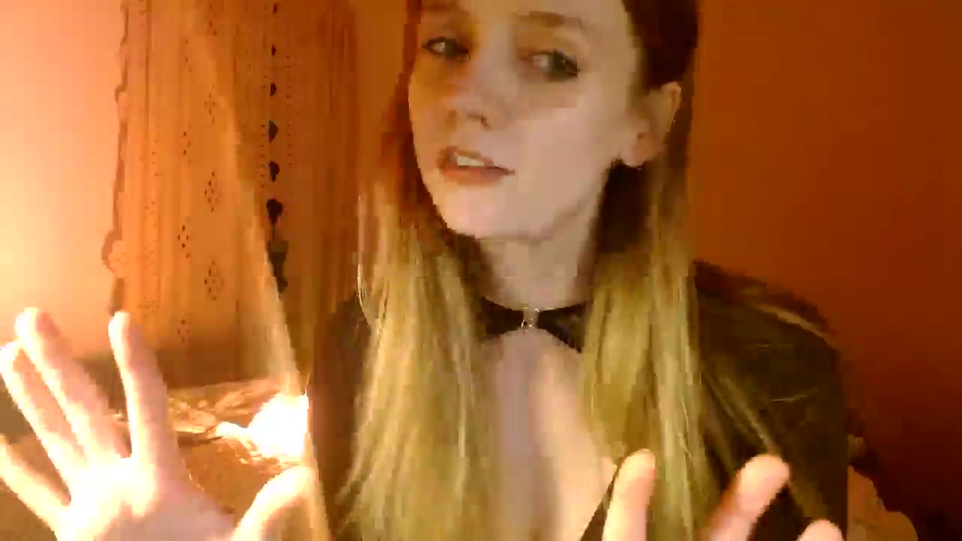 Gallery image thumbnail from muffinmoon's myfreecams stream on, 12/08/2024, 06:40 image 7 of 20