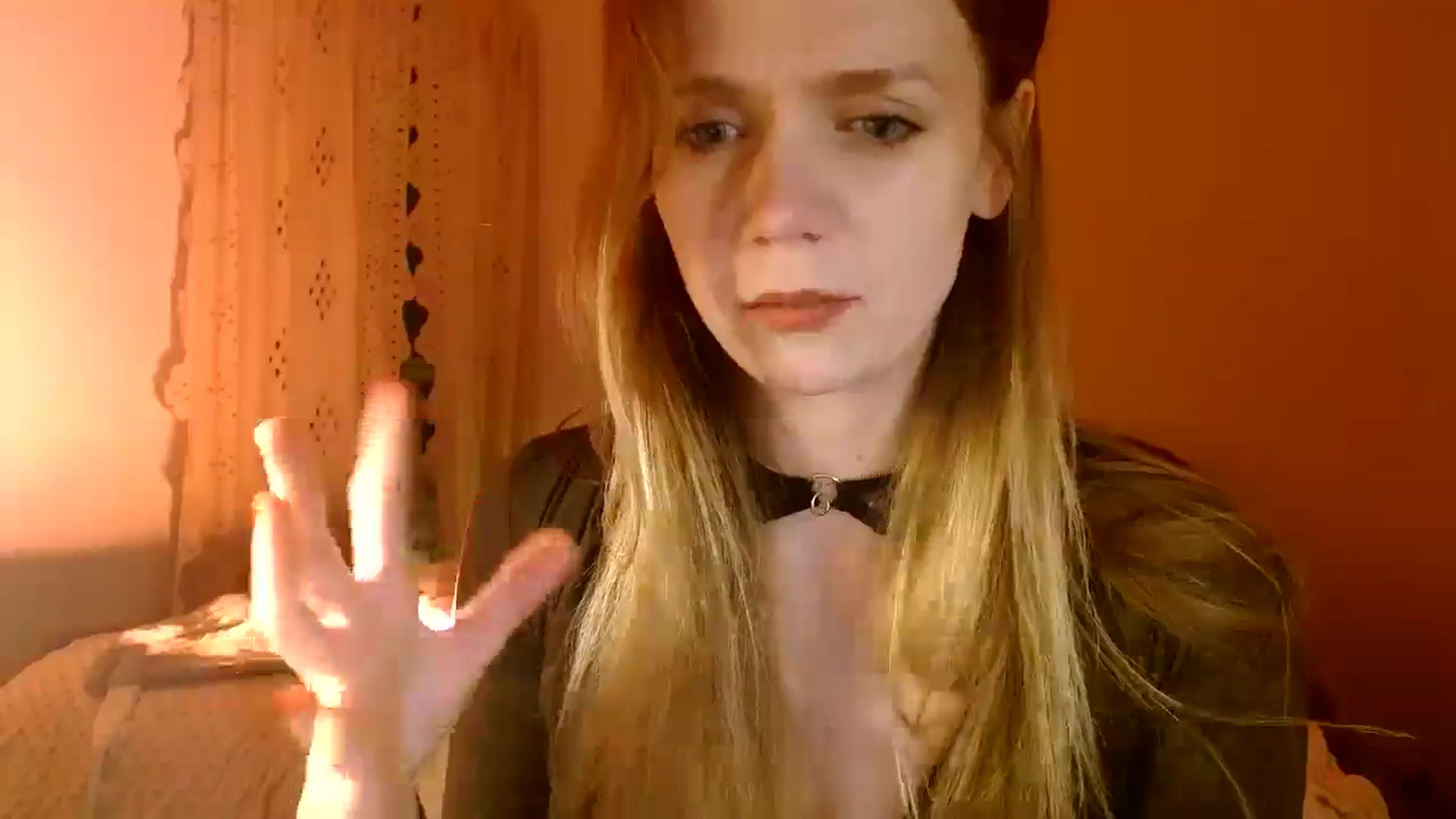 Gallery image thumbnail from muffinmoon's myfreecams stream on, 12/08/2024, 06:40 image 8 of 20