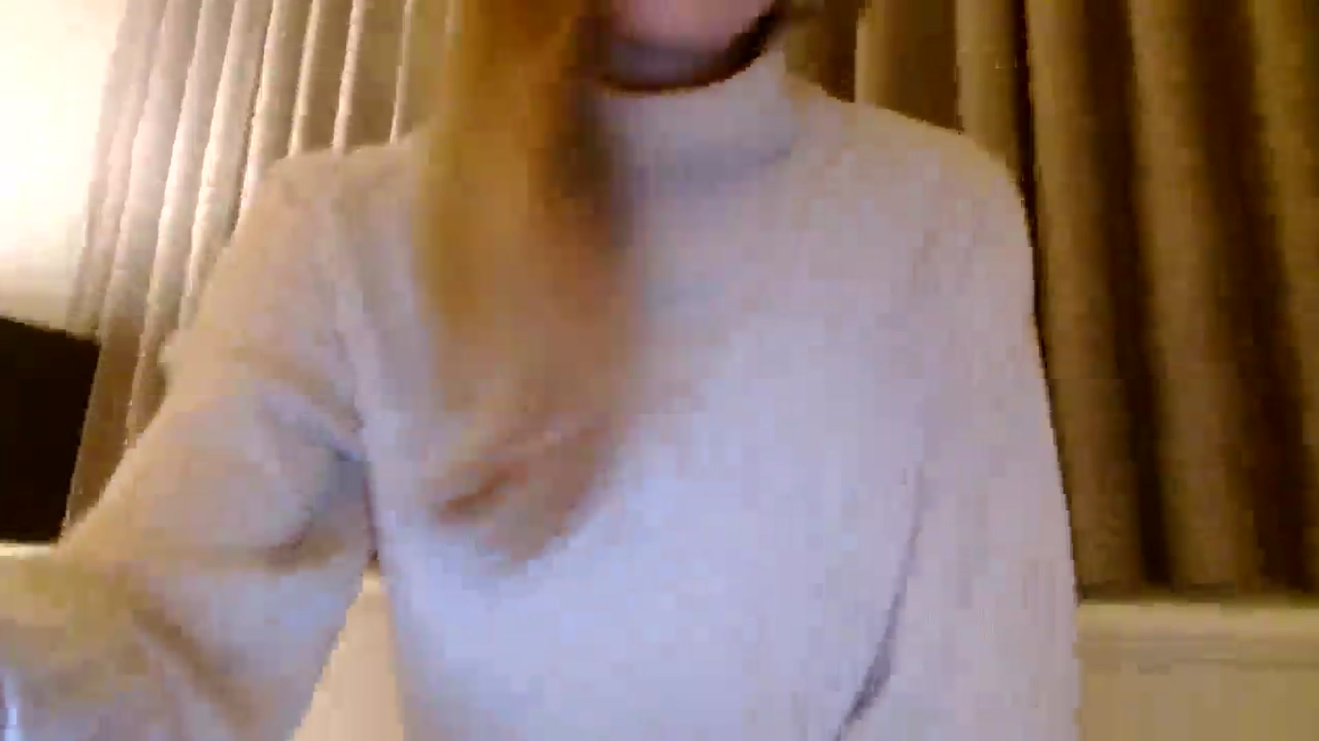 Gallery image thumbnail from muffinmoon's myfreecams stream on, 12/13/2024, 07:07 image 18 of 20