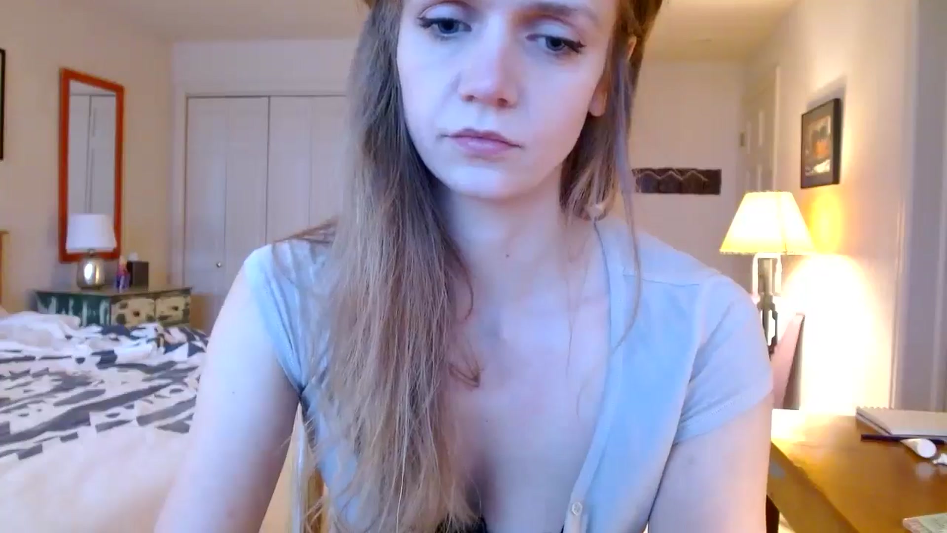 Gallery image thumbnail from muffinmoon's myfreecams stream on, 12/14/2024, 23:59 image 4 of 20