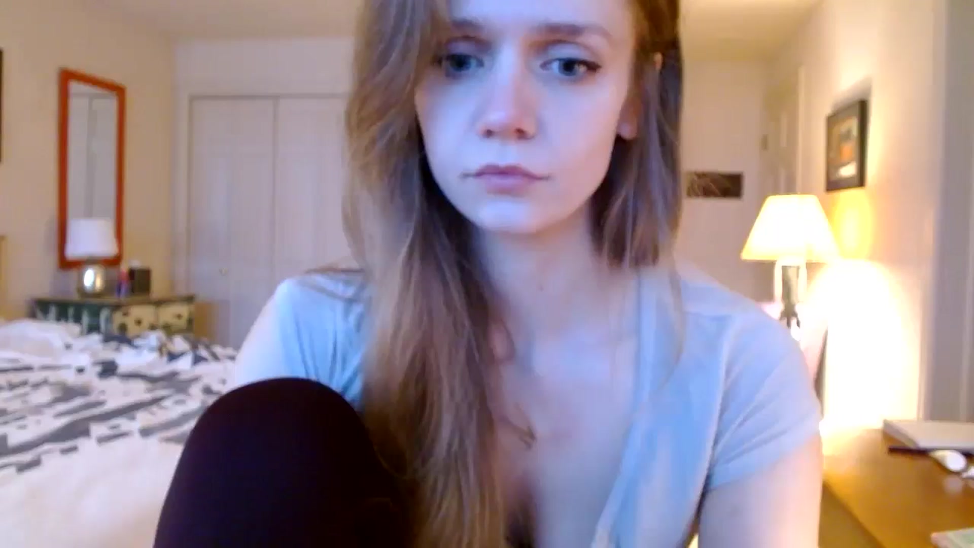 Gallery image thumbnail from muffinmoon's myfreecams stream on, 12/14/2024, 23:59 image 6 of 20