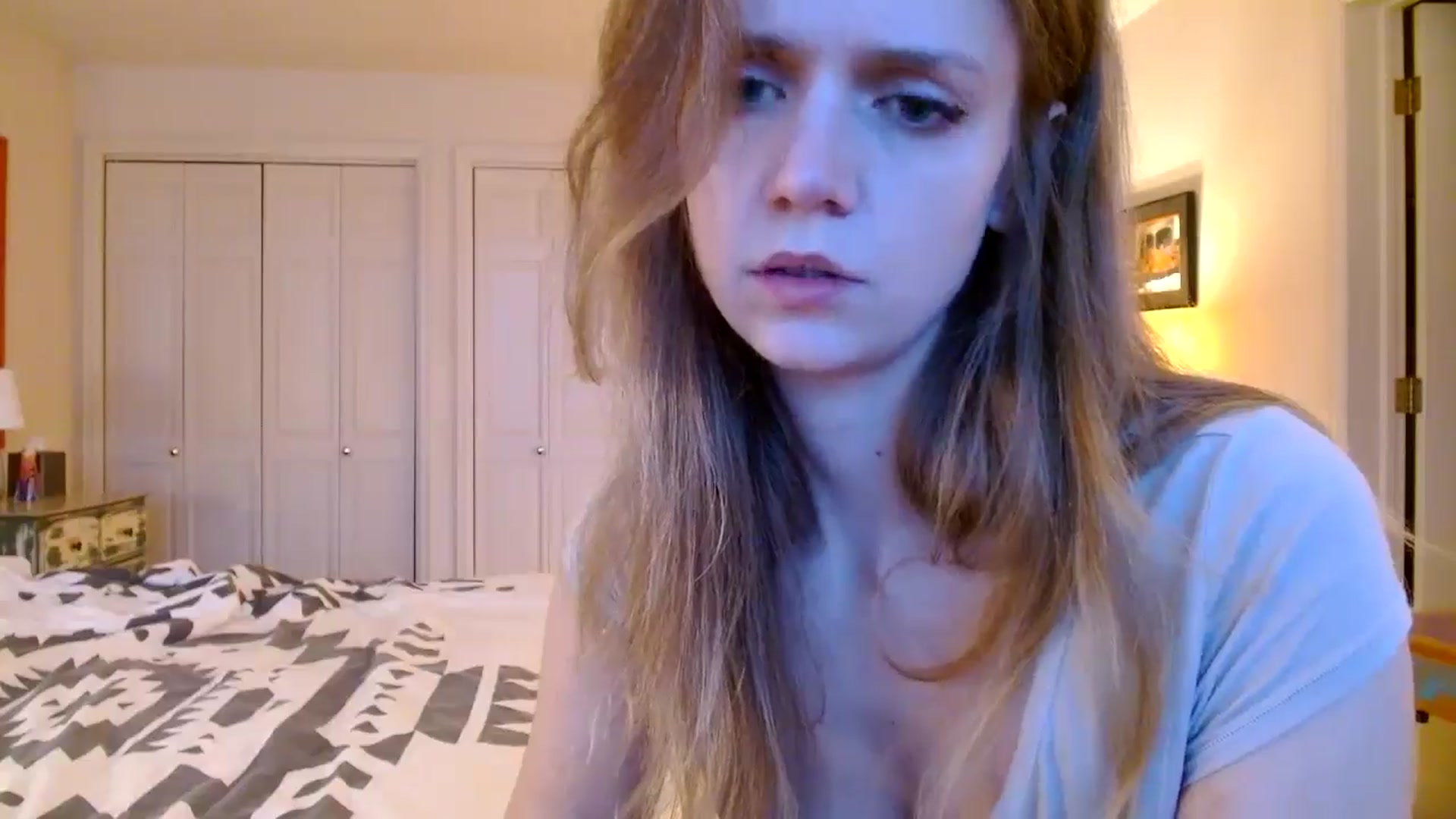 Gallery image thumbnail from muffinmoon's myfreecams stream on, 12/14/2024, 23:59 image 12 of 20