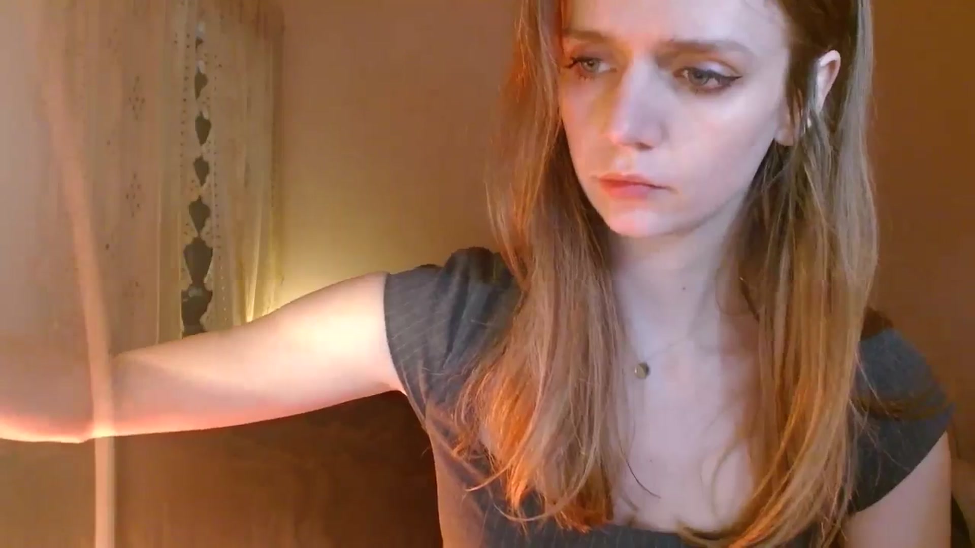Gallery image thumbnail from muffinmoon's myfreecams stream on, 01/31/2025, 06:32 image 10 of 20
