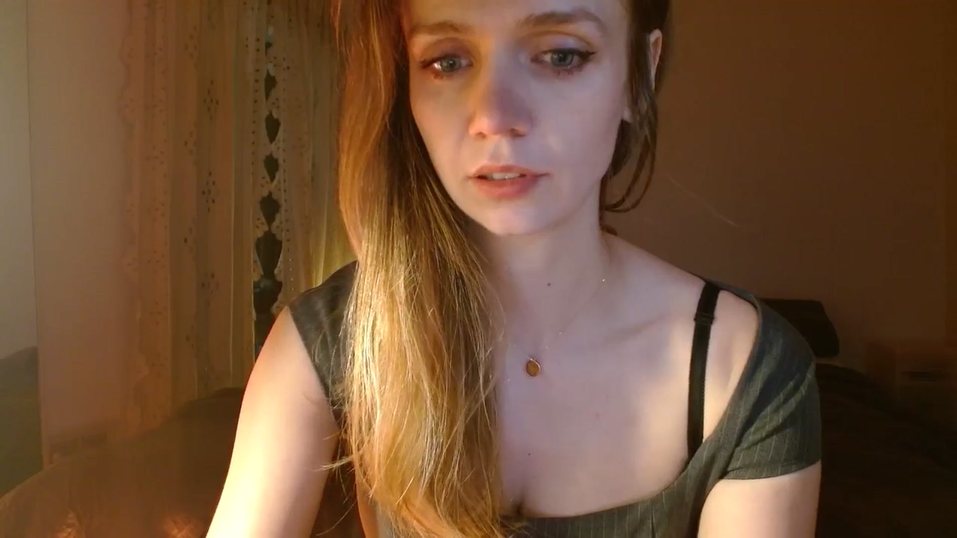 Gallery image thumbnail from muffinmoon's myfreecams stream on, 01/31/2025, 06:32 image 5 of 20