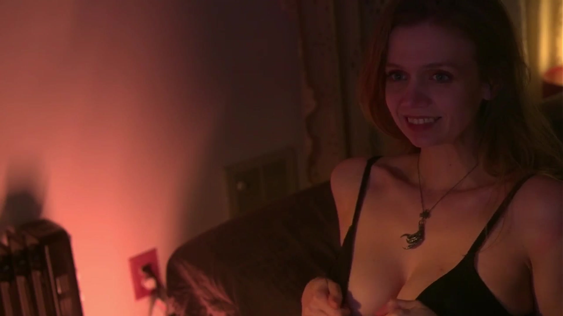 Gallery image thumbnail from muffinmoon's myfreecams stream on, 03/07/2025, 07:58 image 19 of 20