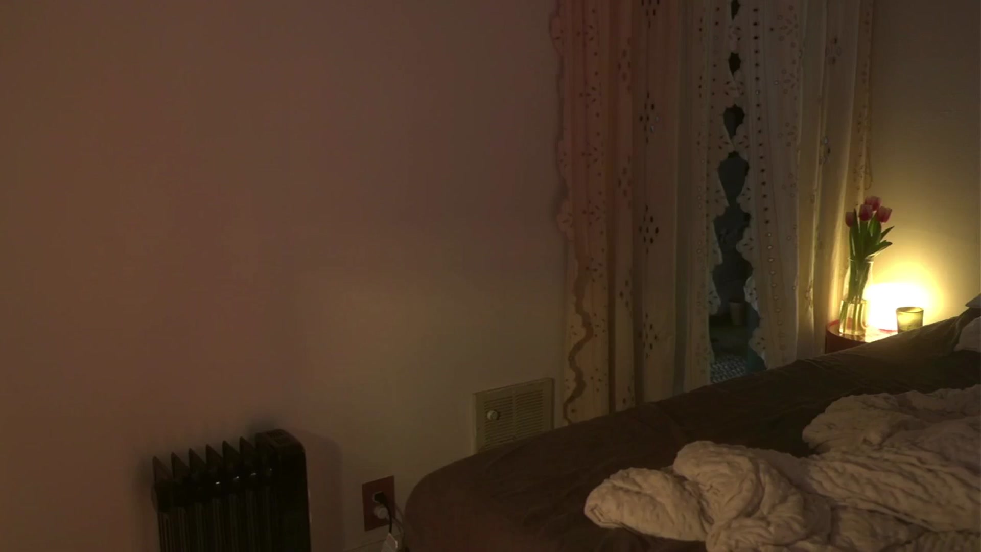 Gallery image thumbnail from muffinmoon's myfreecams stream on, 03/09/2025, 03:28 image 15 of 20