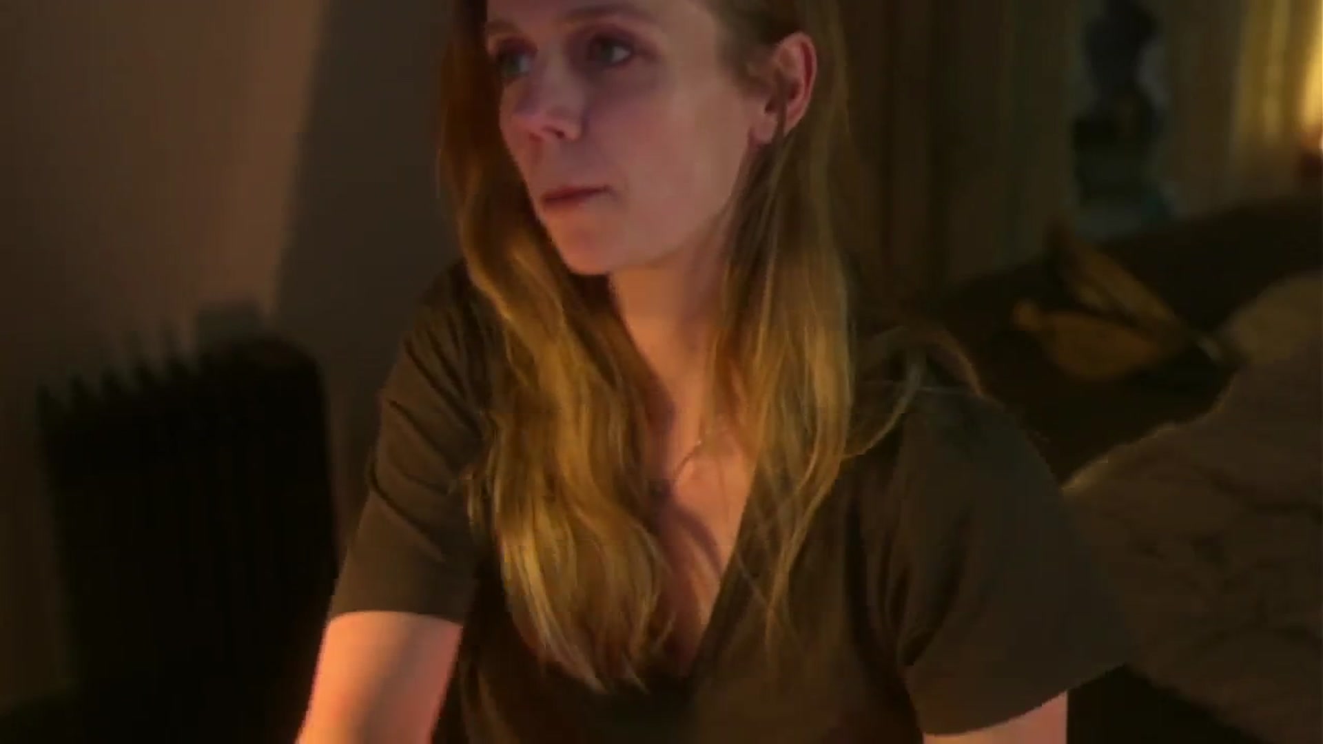 Gallery image thumbnail from muffinmoon's myfreecams stream on, 03/09/2025, 09:58 image 4 of 20