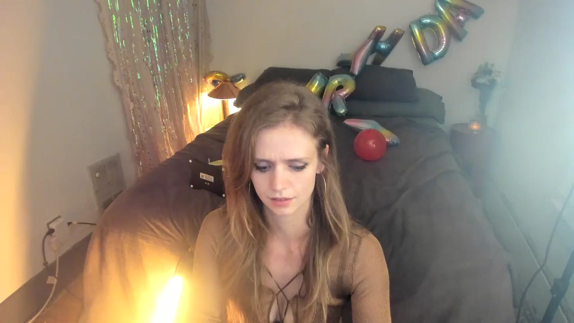 Gallery image thumbnail from muffinmoon's myfreecams stream on, 08/17/2025, 08:06 image 16 of 20