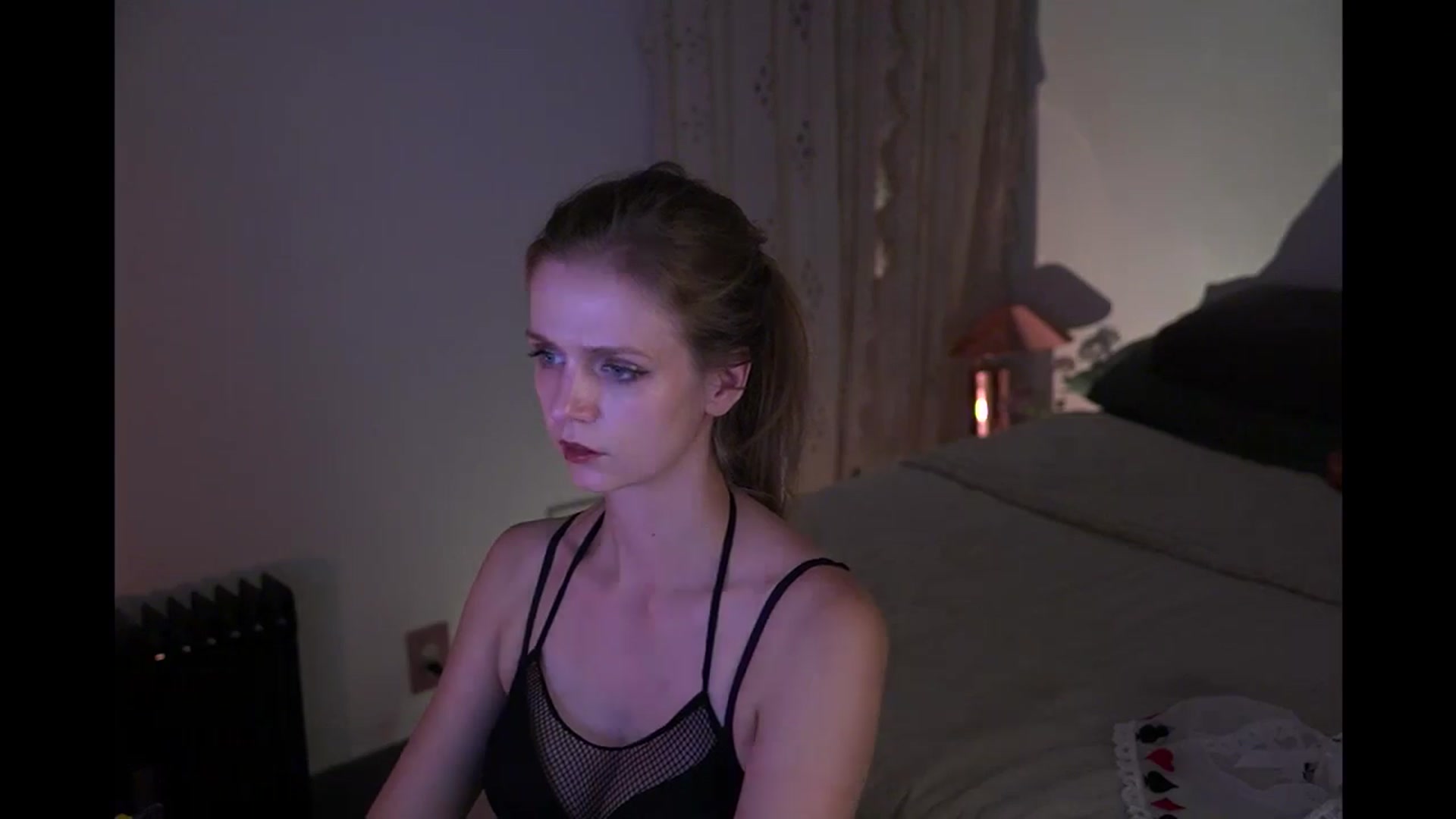 Gallery image thumbnail from muffinmoon's myfreecams stream on, 10/05/2025, 07:41 image 14 of 20