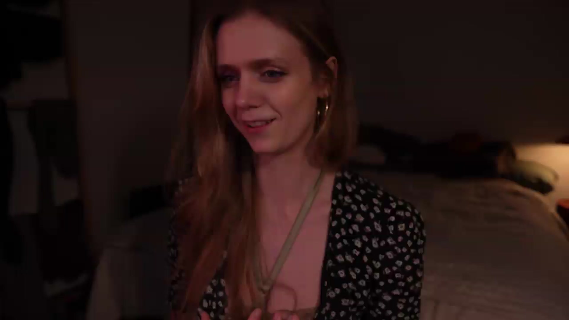 Gallery image thumbnail from muffinmoon's myfreecams stream on, 05/17/2026, 06:27 image 5 of 20