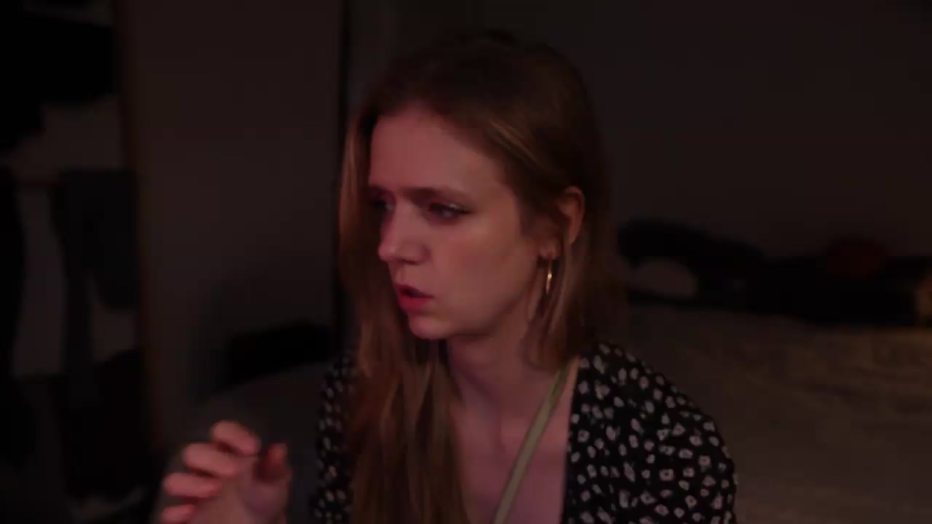 Gallery image thumbnail from muffinmoon's myfreecams stream on, 05/17/2026, 06:27 image 13 of 20