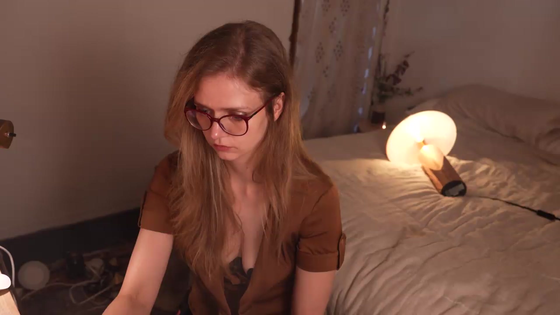Gallery image thumbnail from muffinmoon's myfreecams stream on, 06/11/2026, 08:35 image 9 of 20