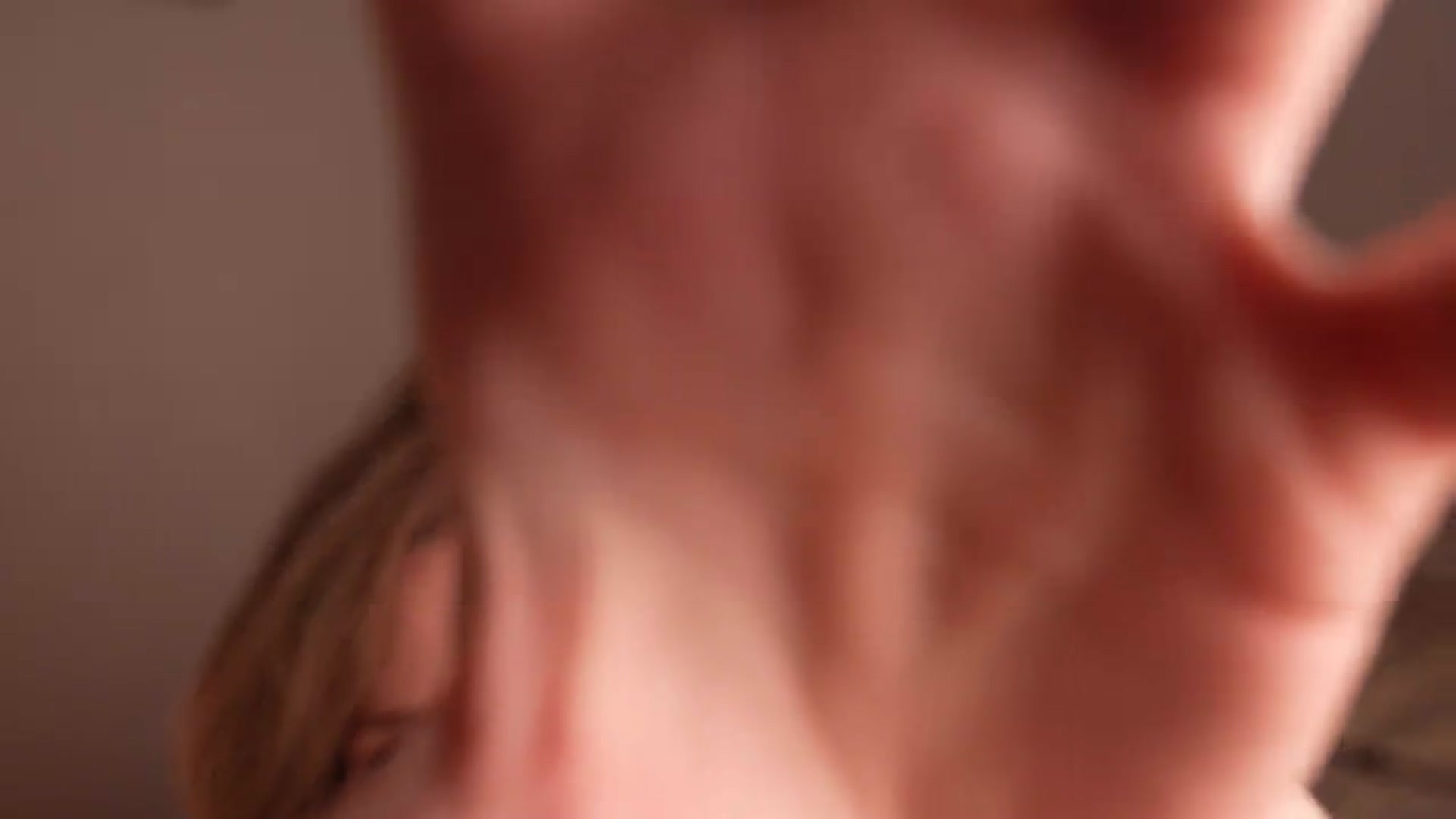 Gallery image thumbnail from muffinmoon's myfreecams stream on, 06/11/2026, 08:35 image 18 of 20
