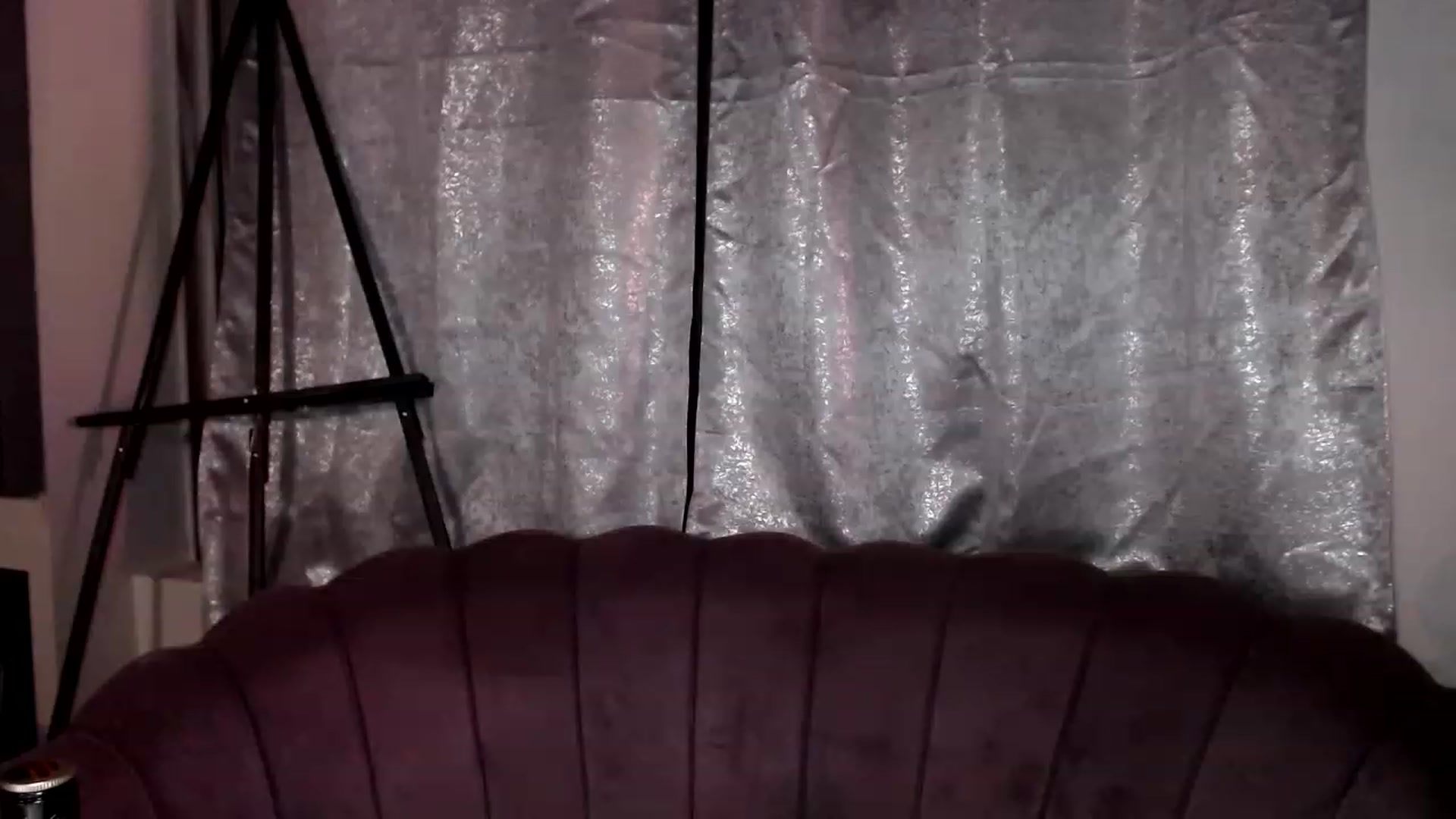 Gallery image thumbnail from myrafreecams's myfreecams stream on, 12/17/2022, 07:36 image 18 of 20