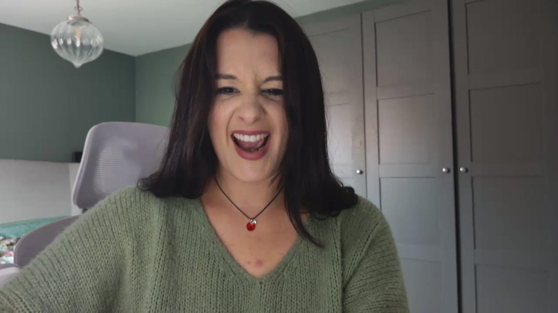 Gallery image thumbnail from mysteryriver's myfreecams stream on, 10/14/2024, 13:50 image 9 of 20